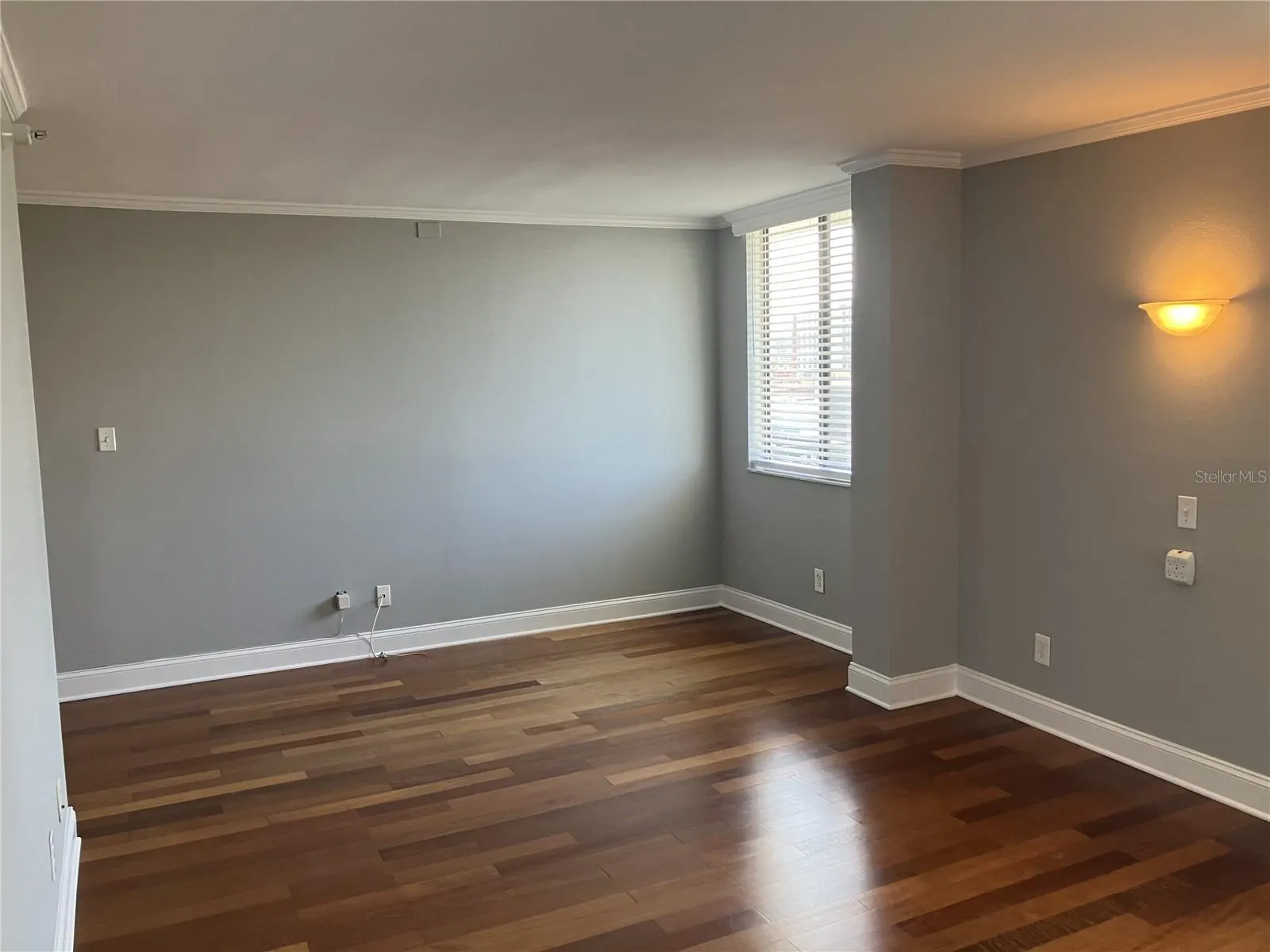 201 W LAUREL ST #PH4, #PH4