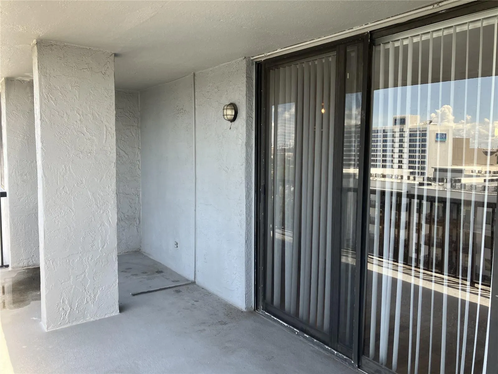 201 W LAUREL ST #PH4, #PH4