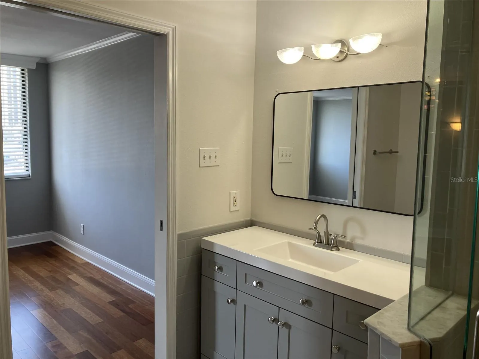 201 W LAUREL ST #PH4, #PH4