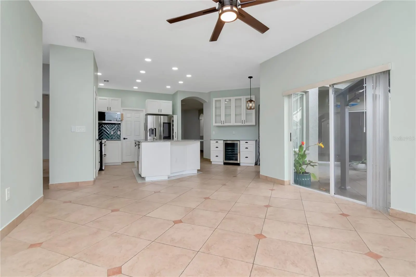 3341 PINE TOP DR