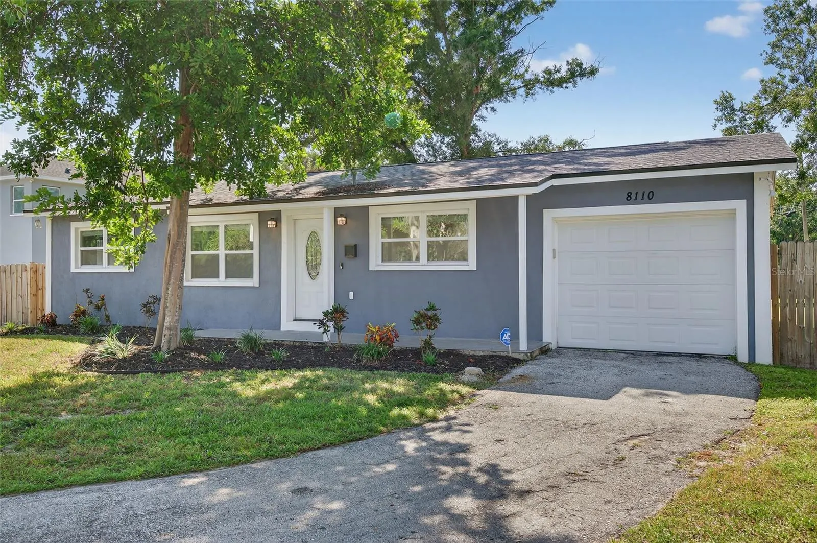 8110 MACOMA DR NE