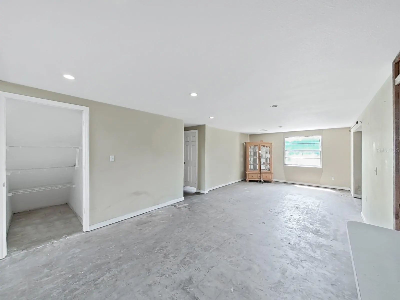 407 2ND AVE SE