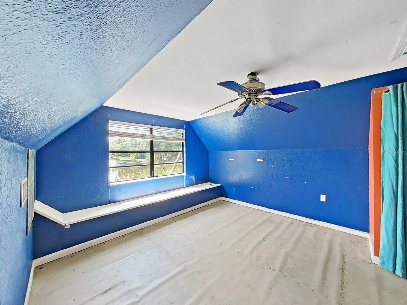 407 2ND AVE SE