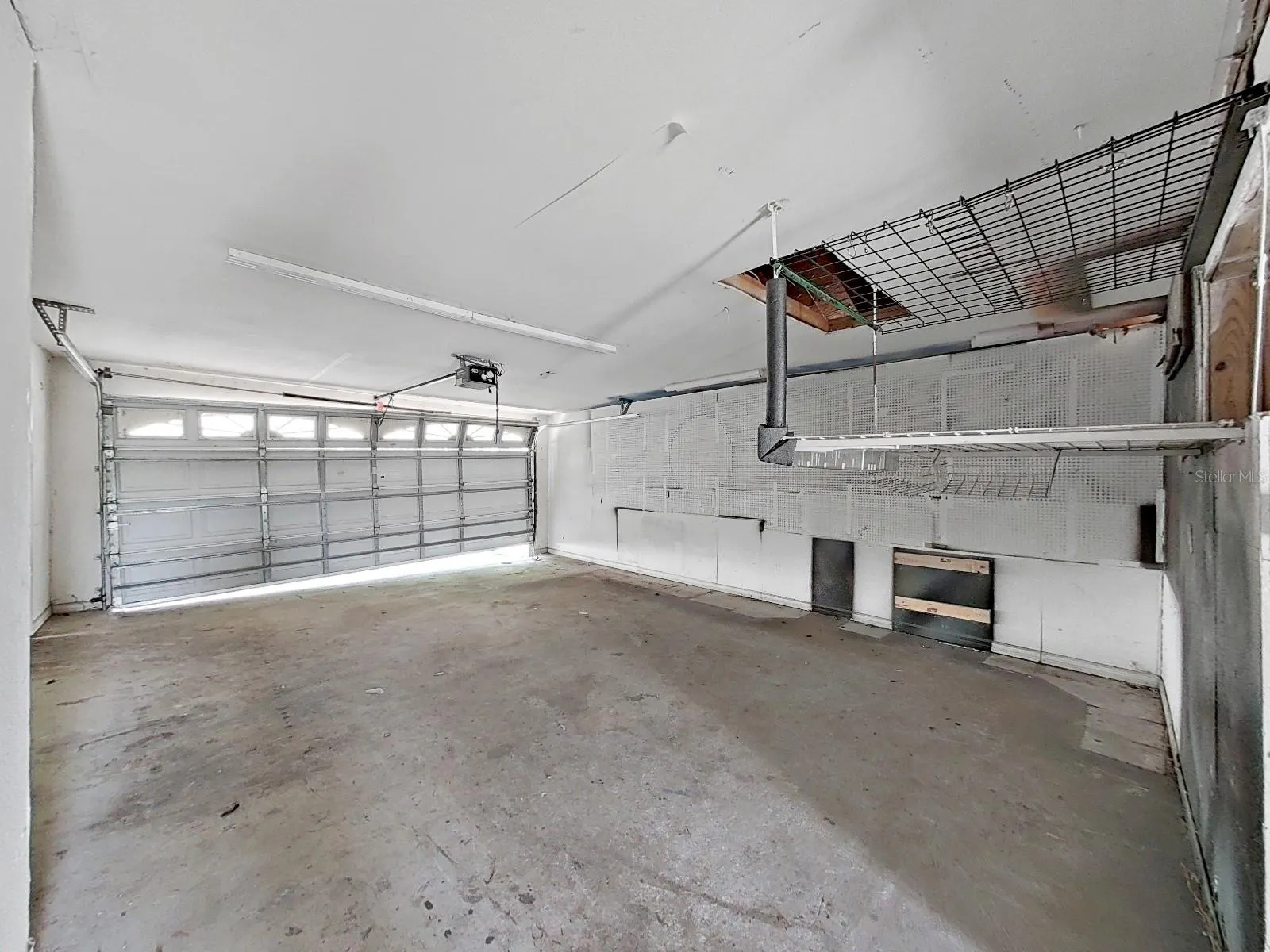 407 2ND AVE SE