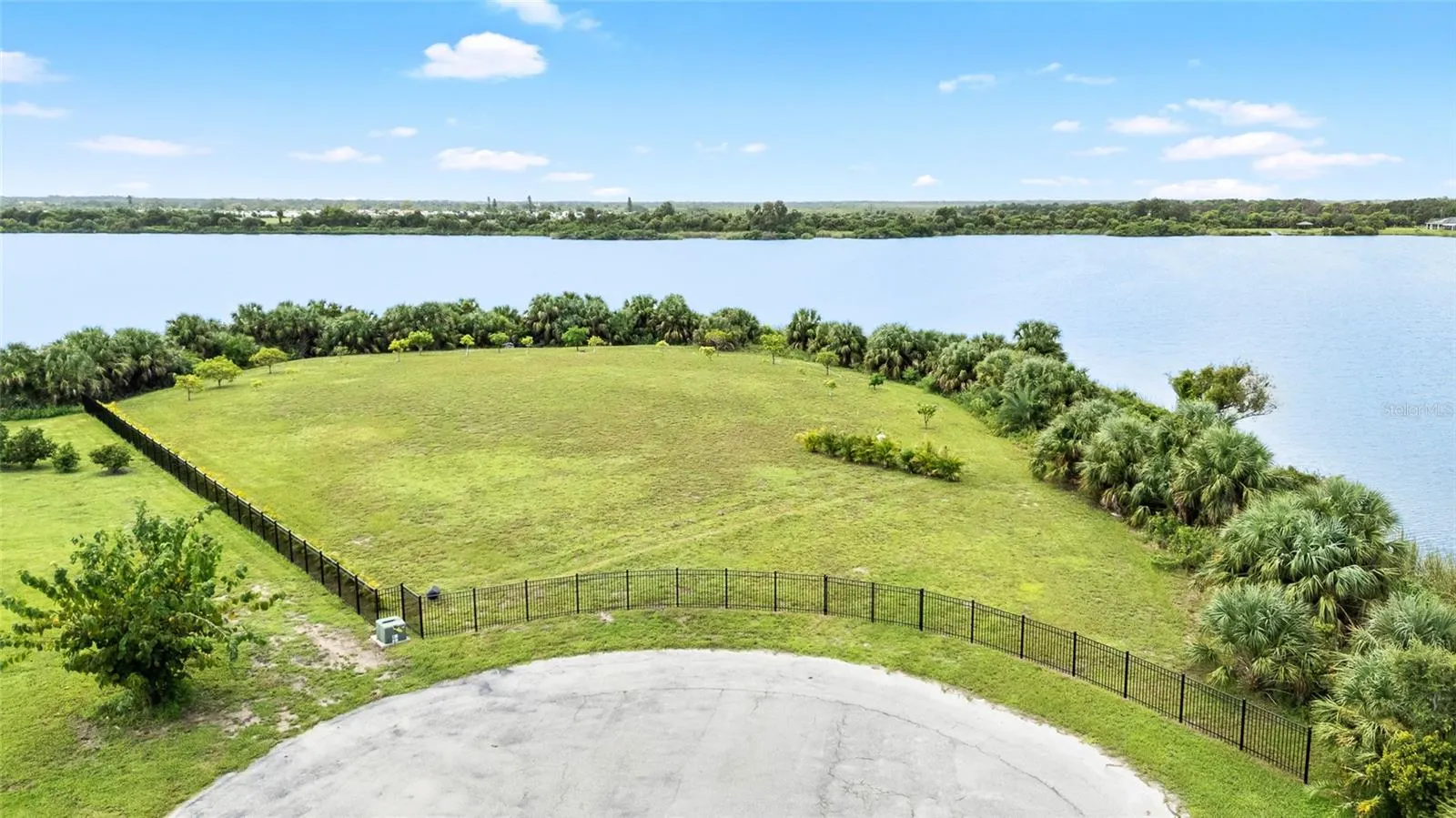 1824 PALEO POINT DR