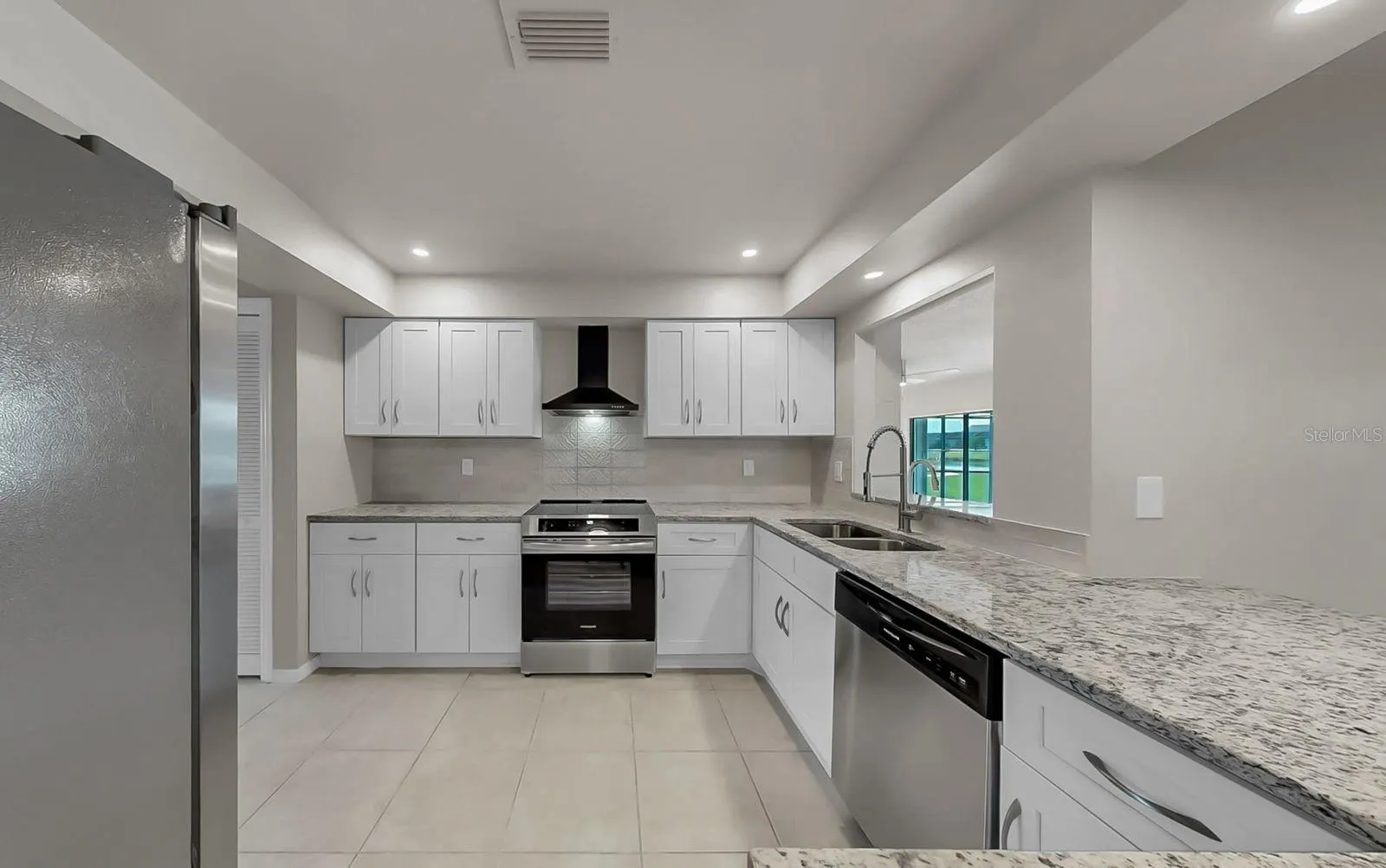 724 ELKHORN RD