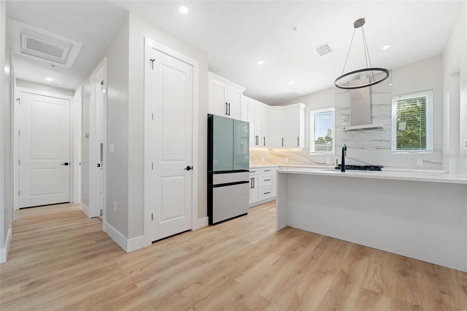 1021 DOUGLAS AVE #2, #2