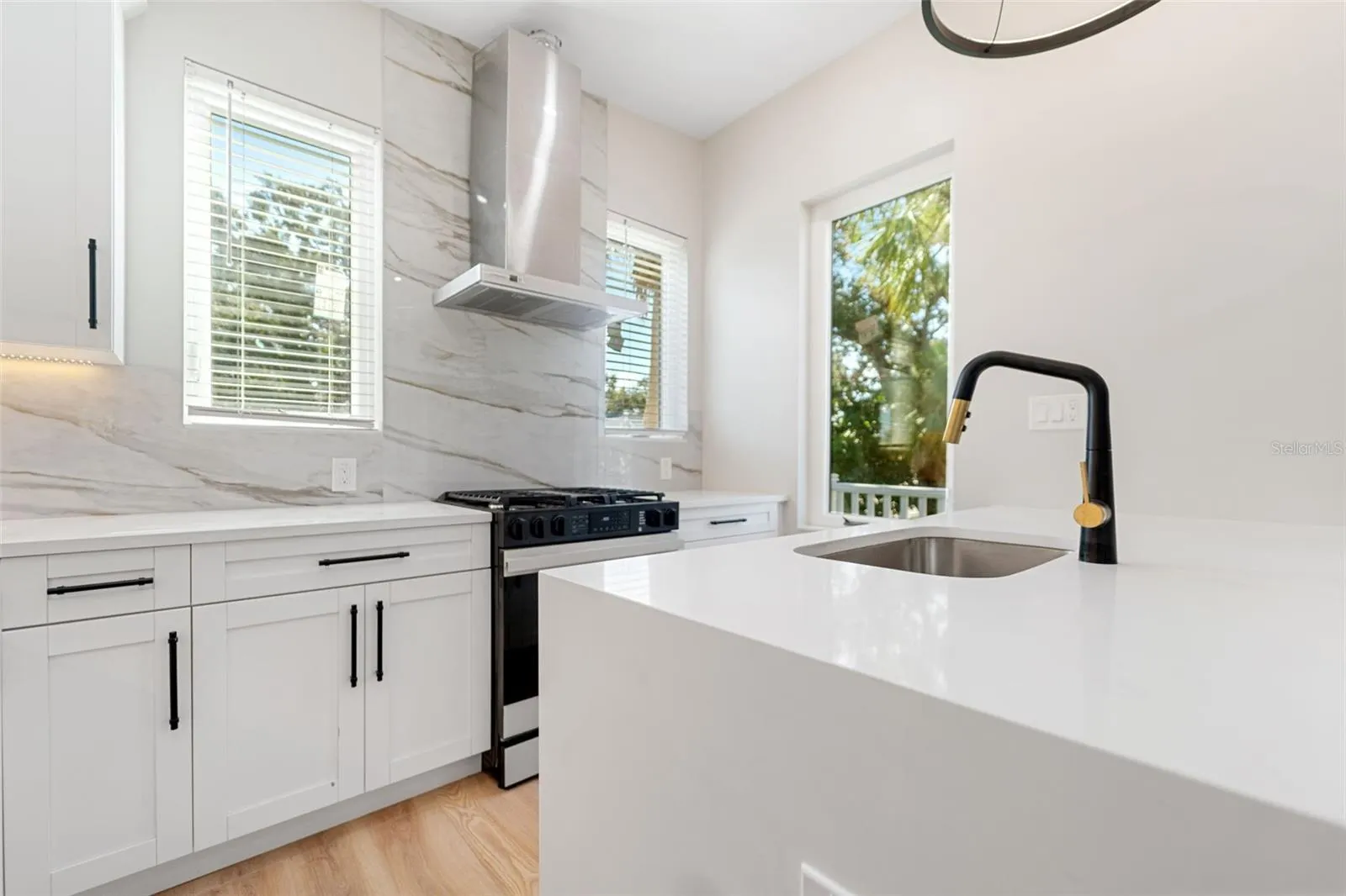 1021 DOUGLAS AVE #2, #2