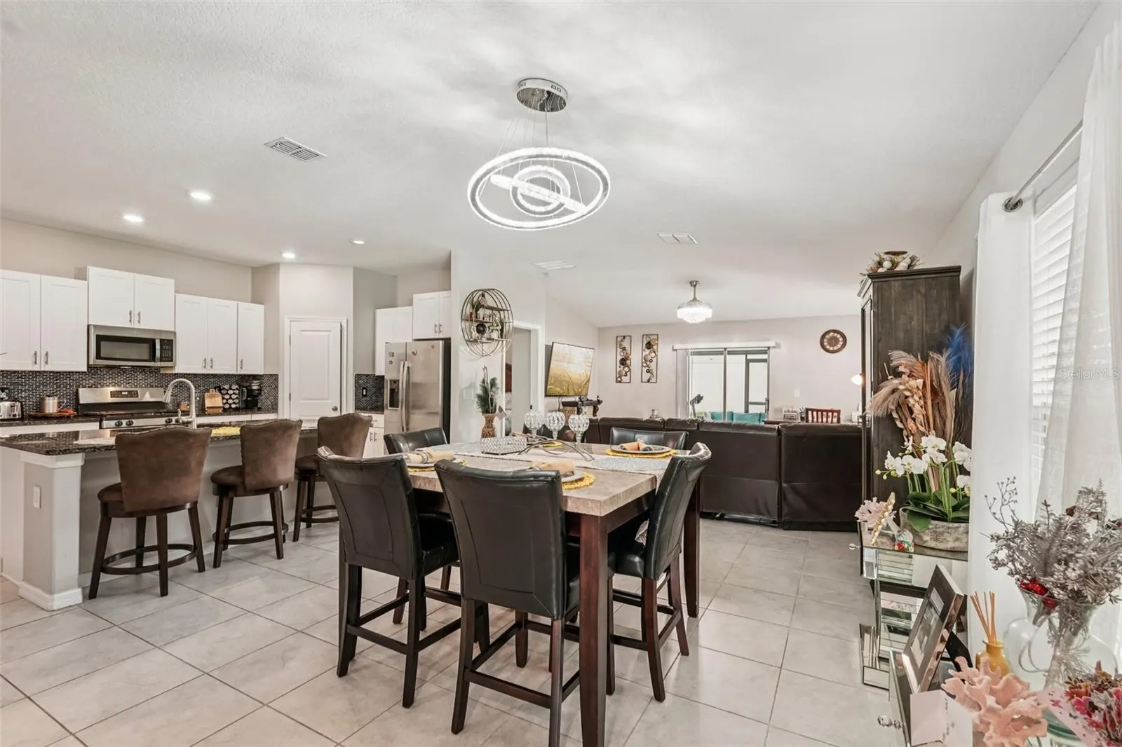 9726 CHANNING HILL DR