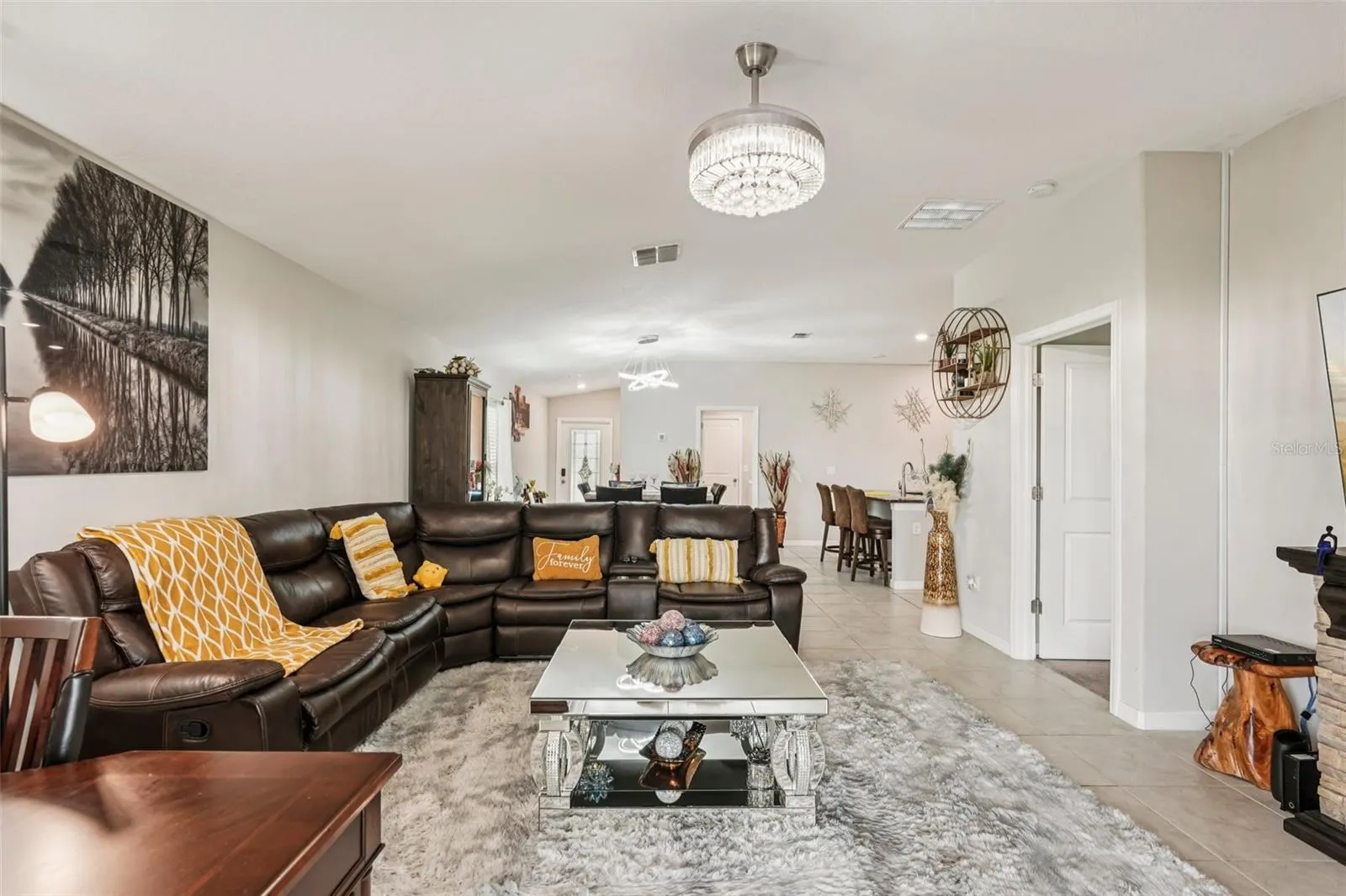 9726 CHANNING HILL DR
