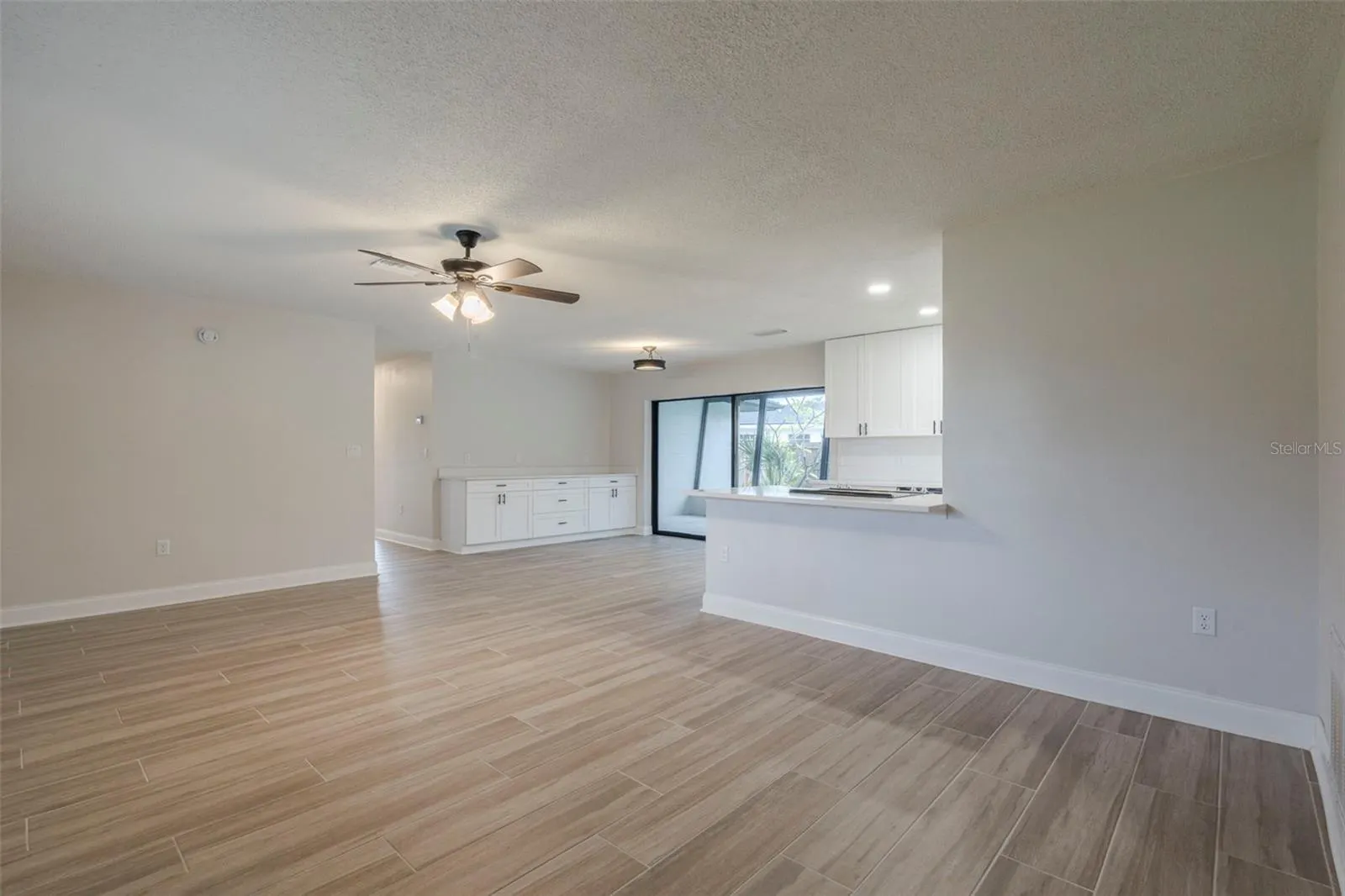 4600 VENETIAN BLVD NE