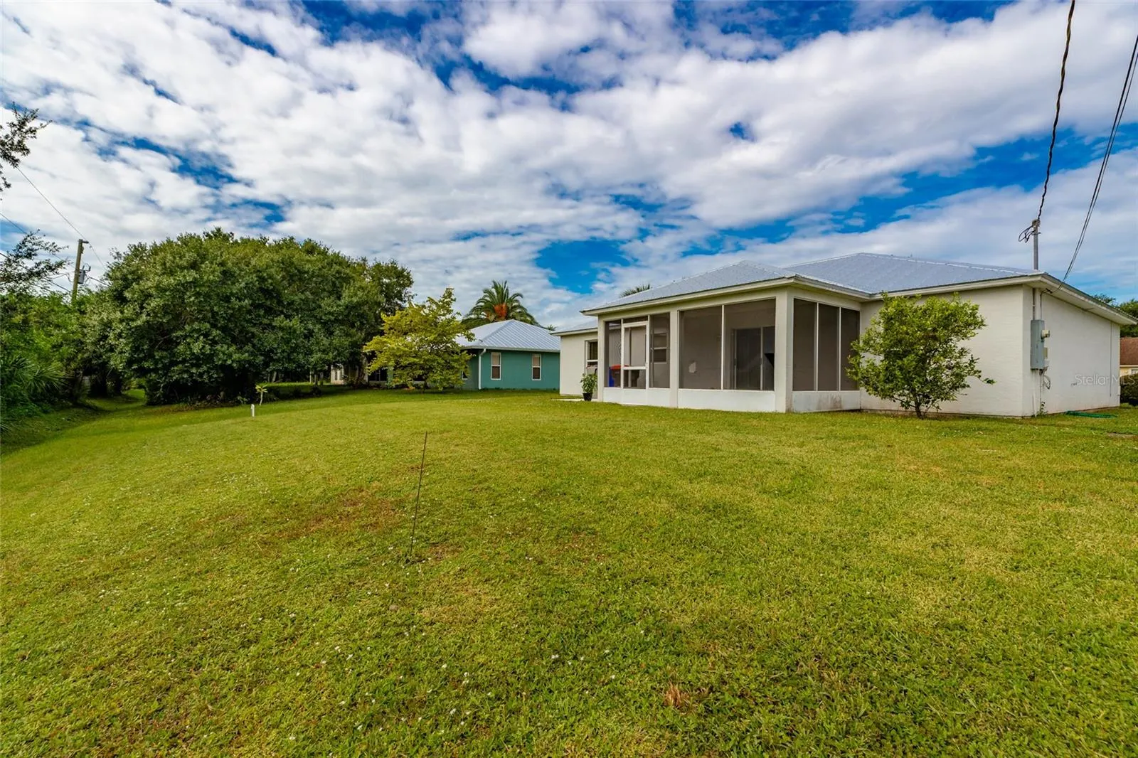 7976 105TH CT