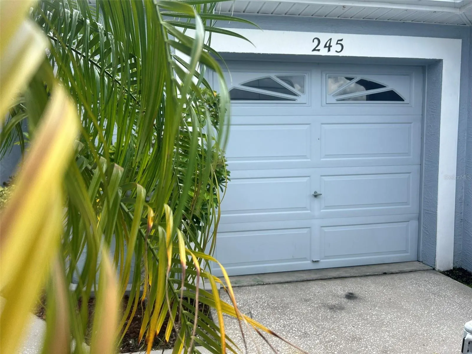 245 HEMINGWAY DR