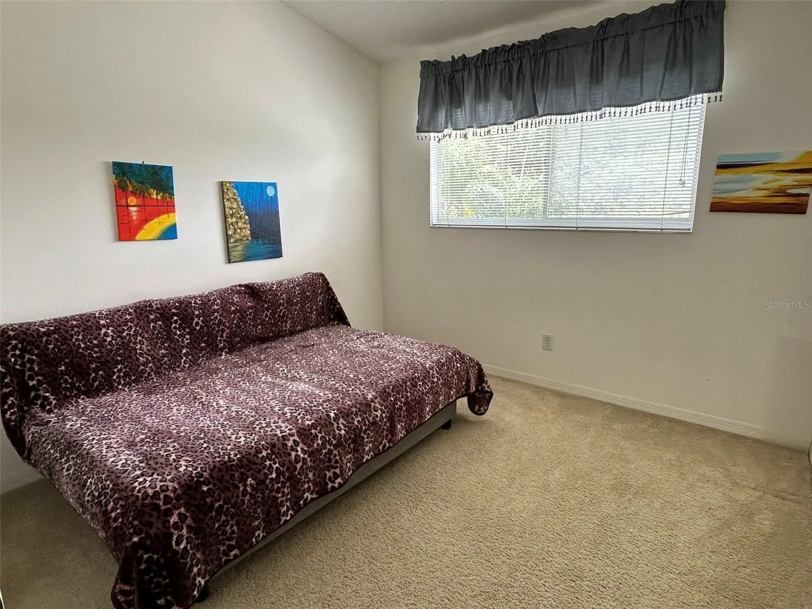 245 HEMINGWAY DR