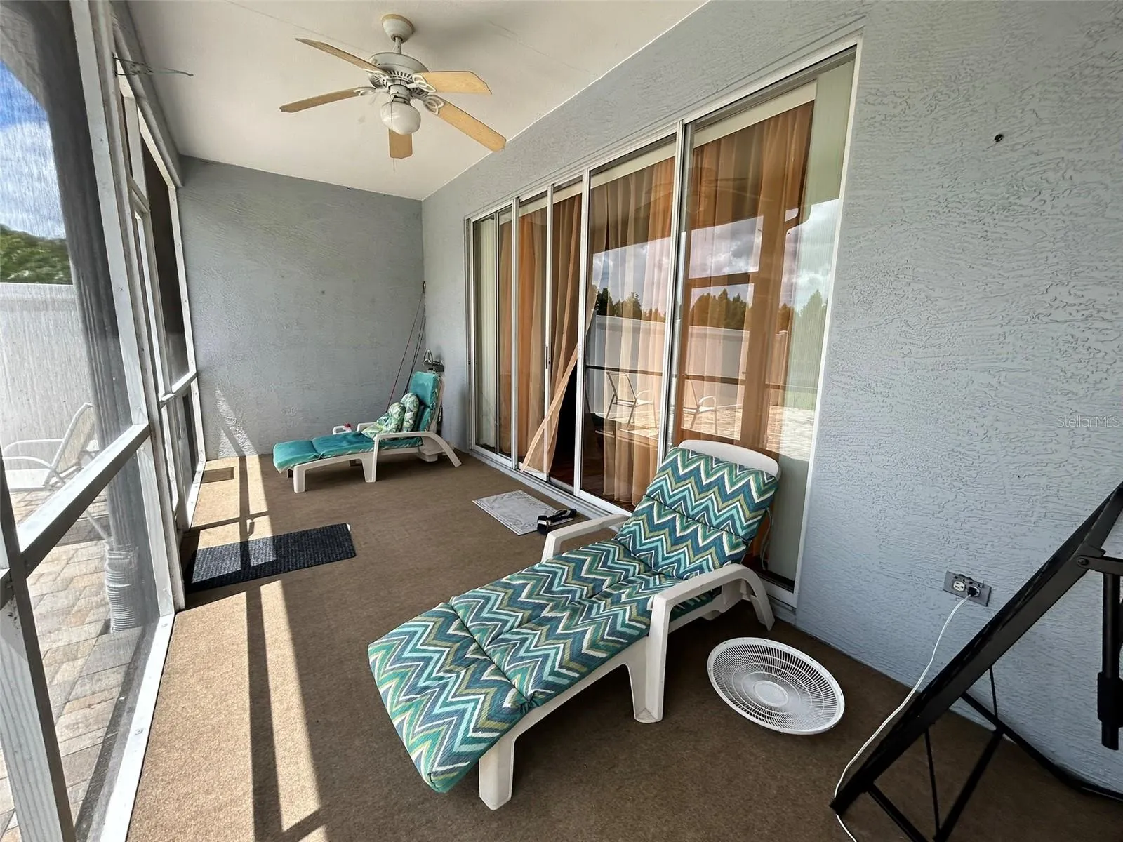 245 HEMINGWAY DR