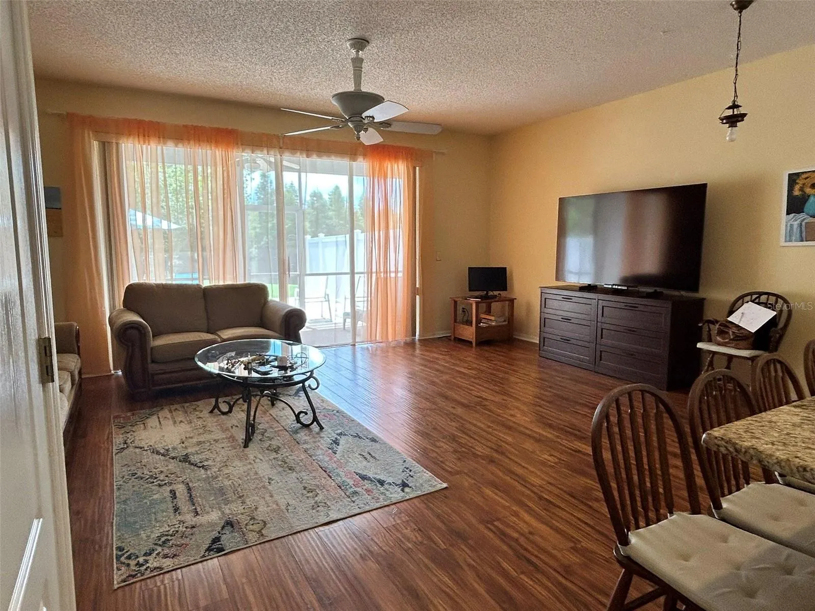 245 HEMINGWAY DR
