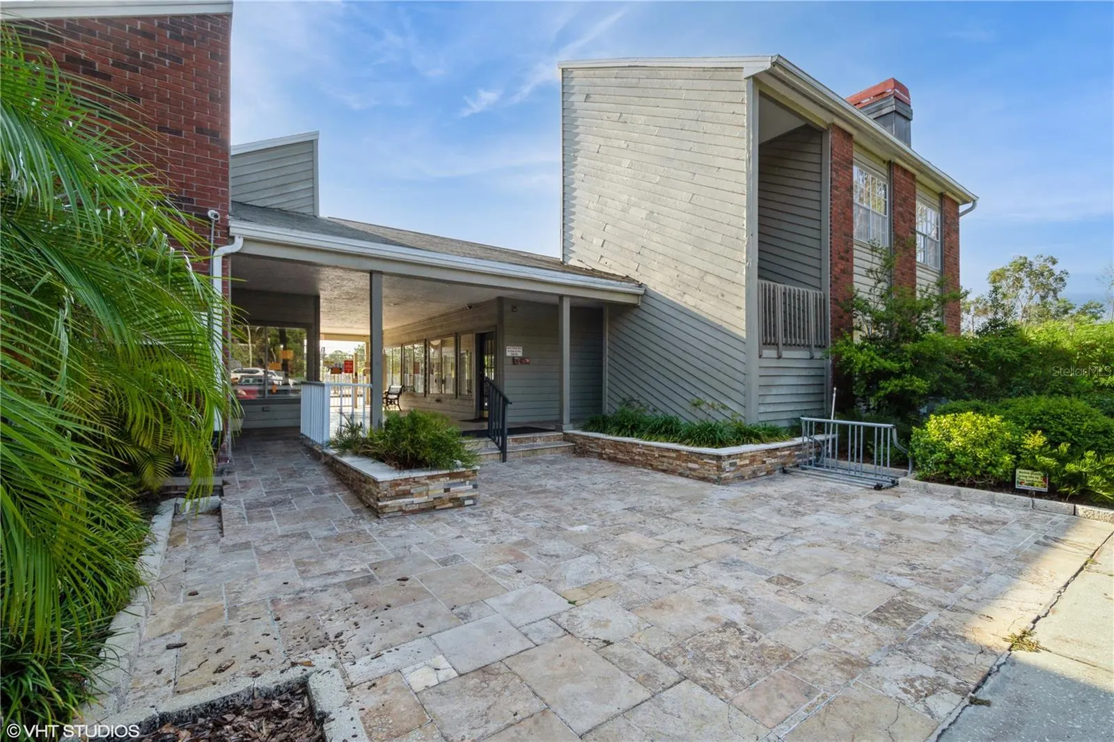 9100 DR MARTIN LUTHER KING JR ST N #1204, #1204