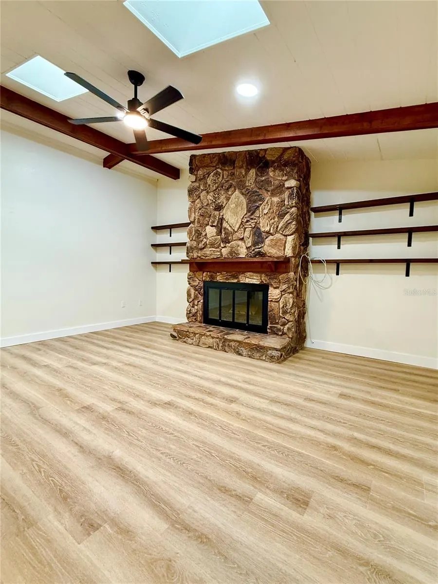 8267 NORWOOD RD