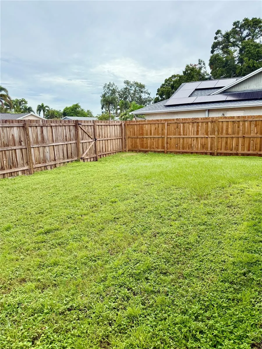 8267 NORWOOD RD