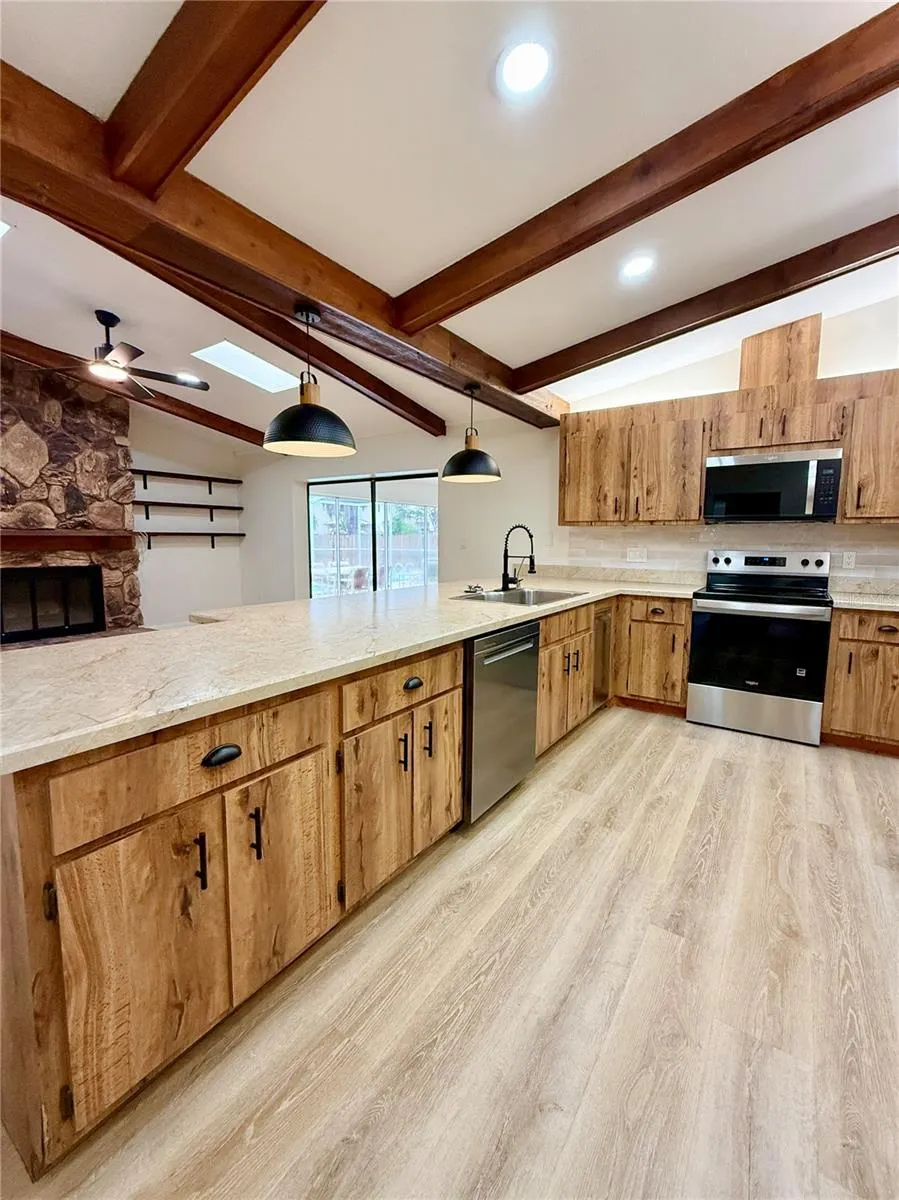 8267 NORWOOD RD