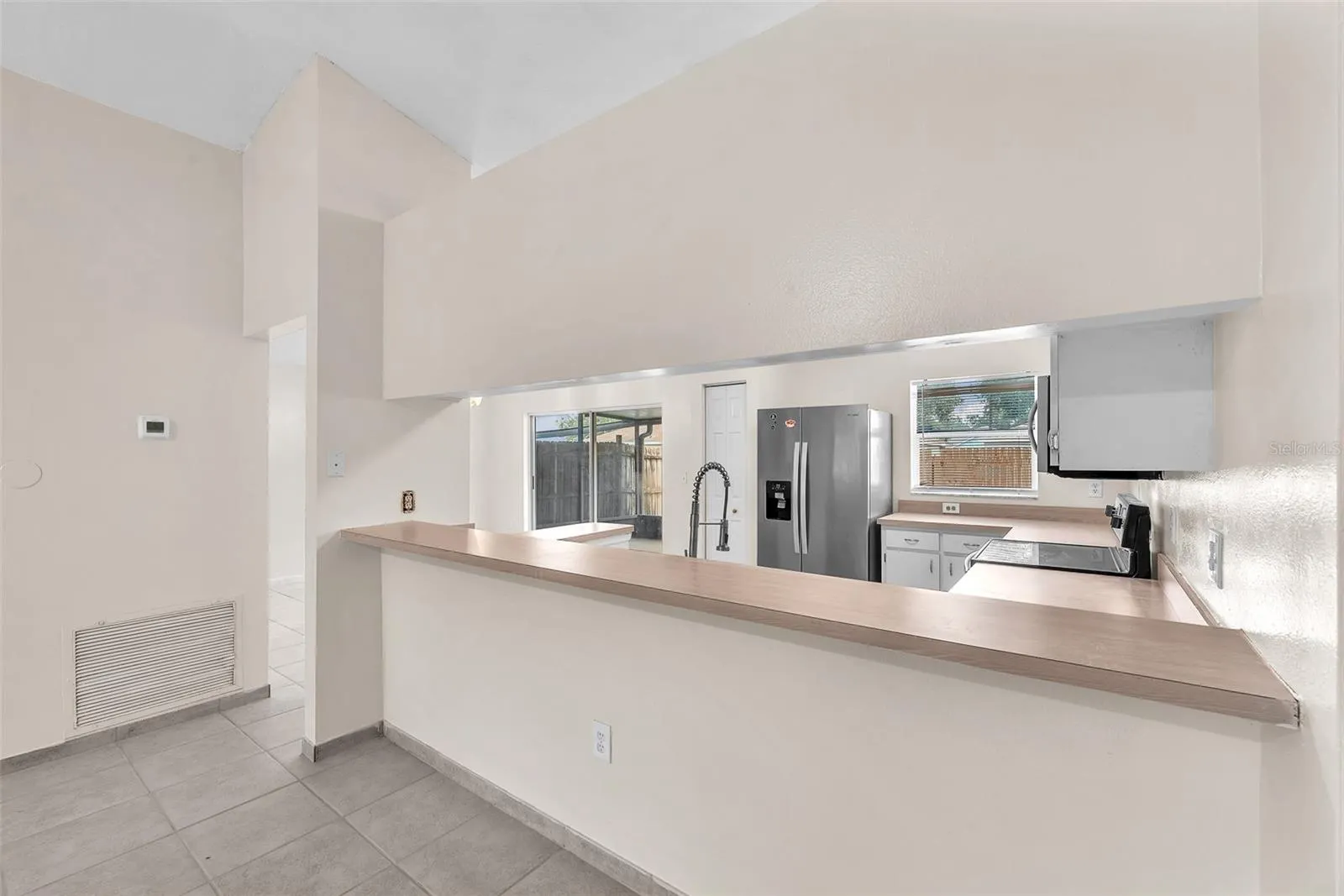 1816 ELLINGTON CT