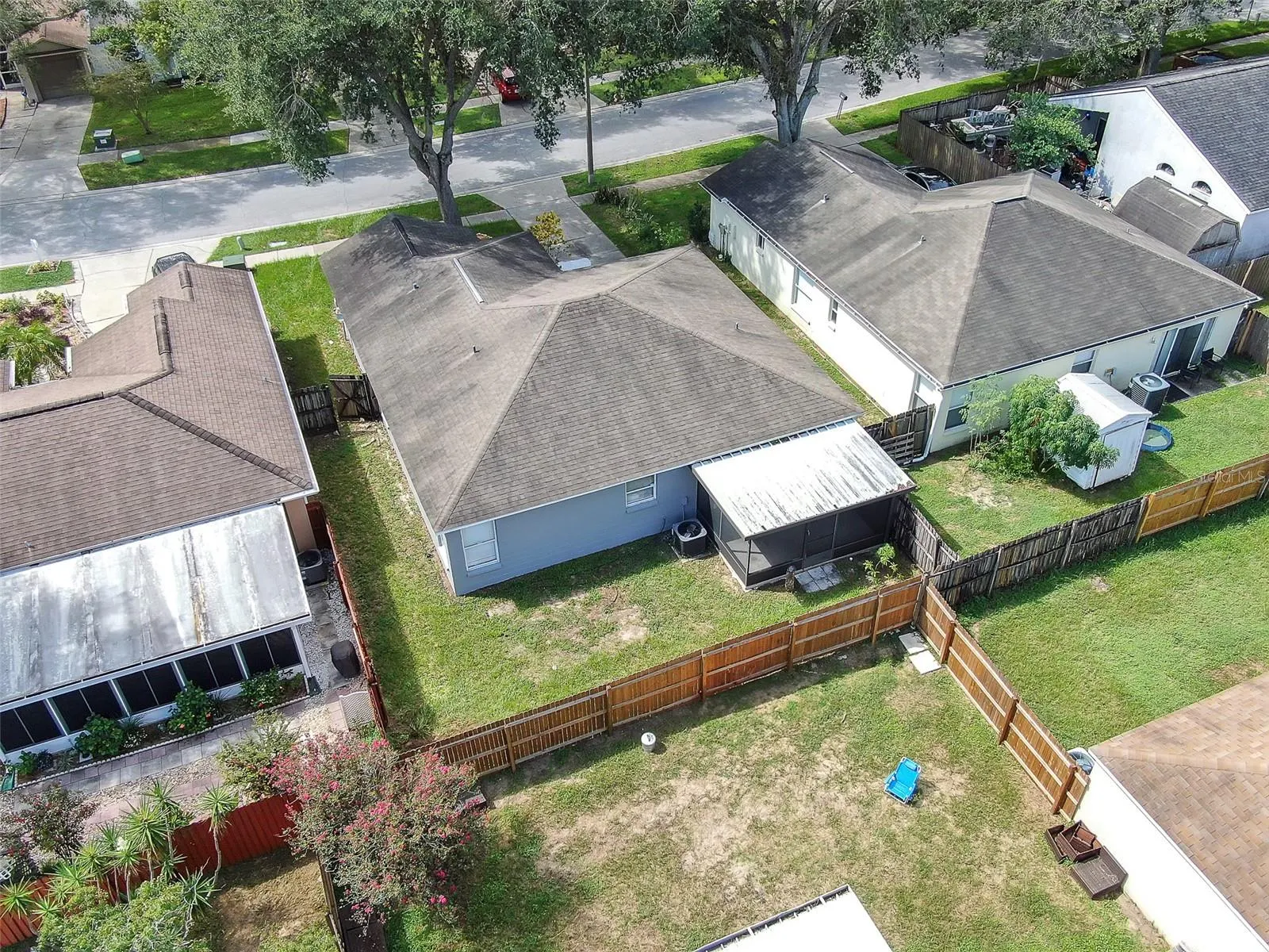 1816 ELLINGTON CT