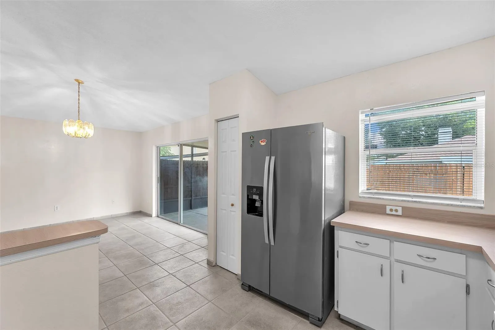1816 ELLINGTON CT