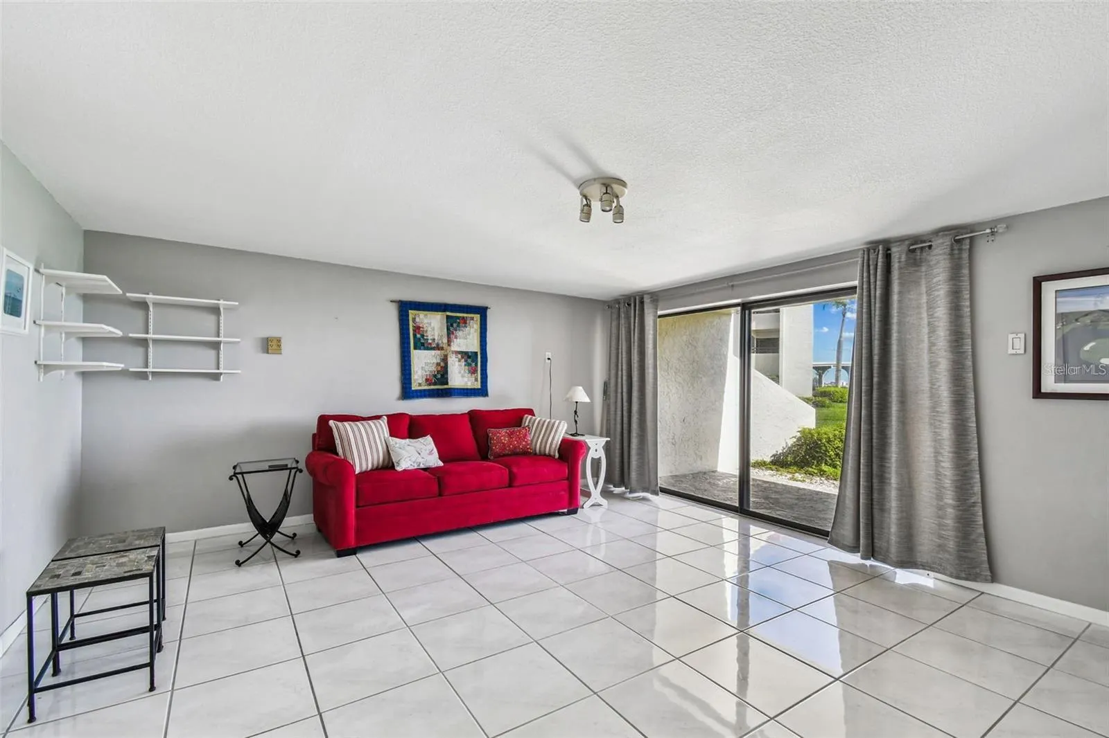 127 1ST ST E #103, #103