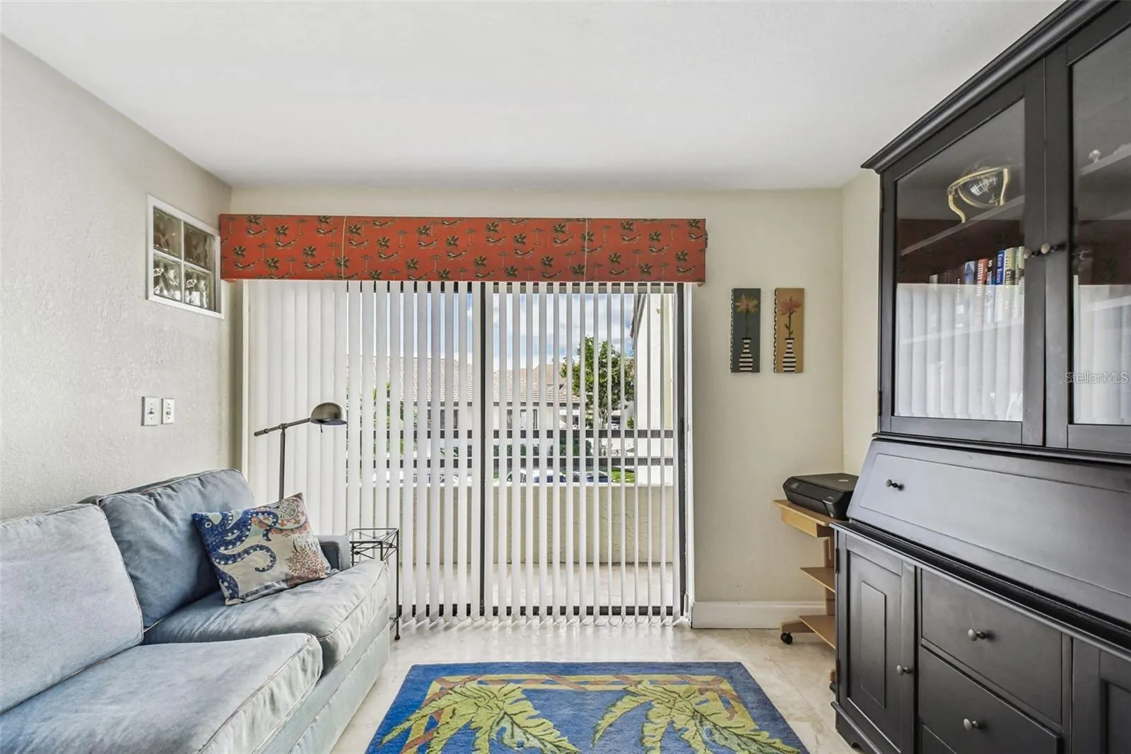 127 1ST ST E #103, #103