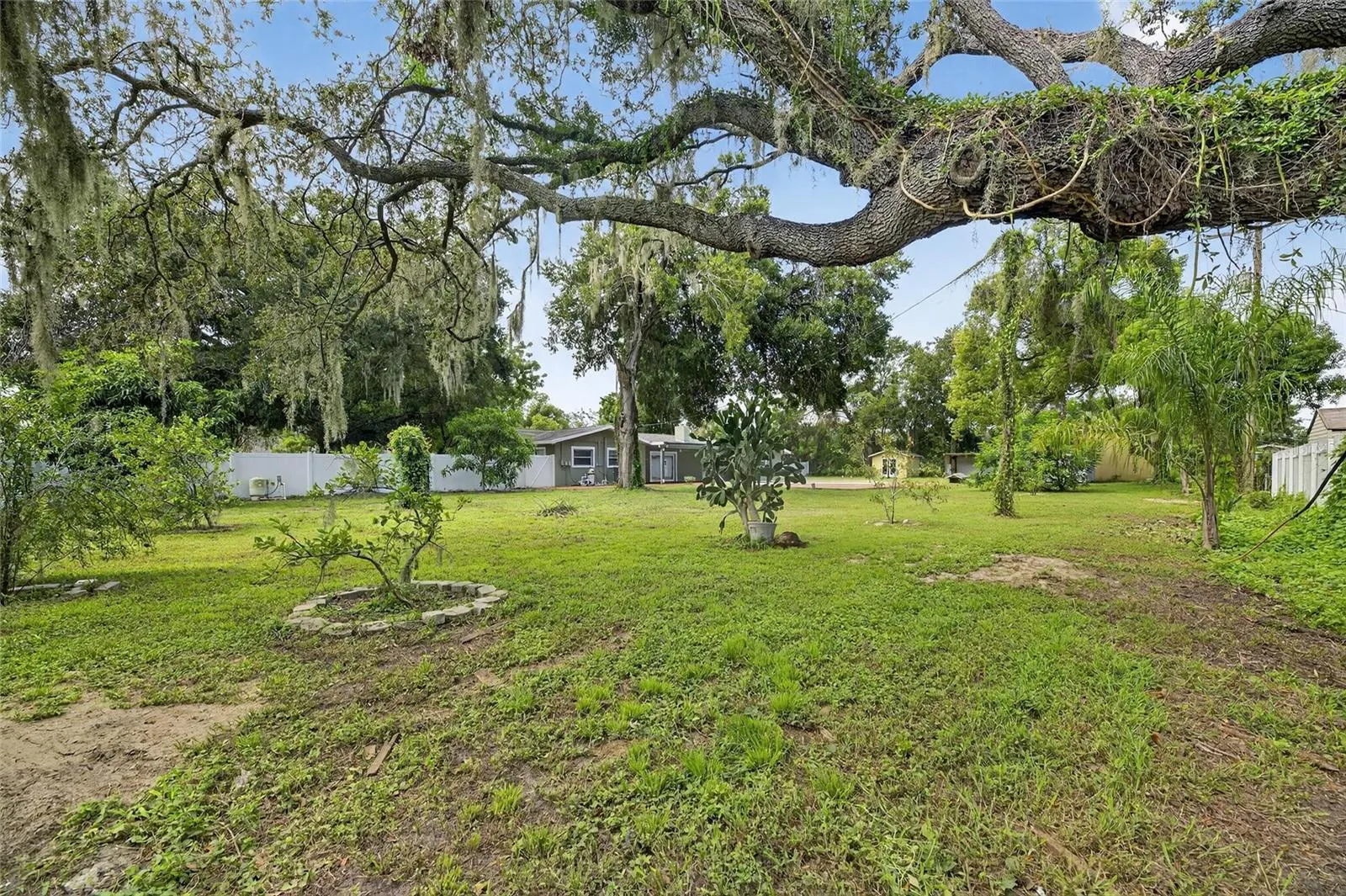 508 CLARISSA DR