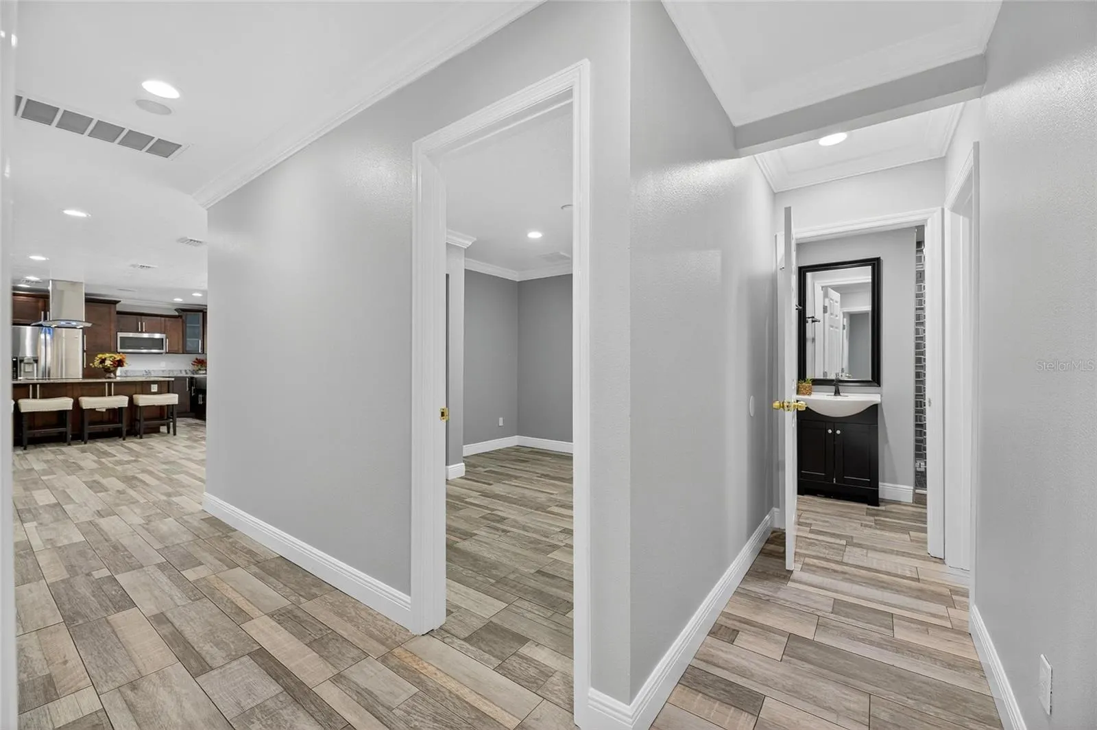 508 CLARISSA DR