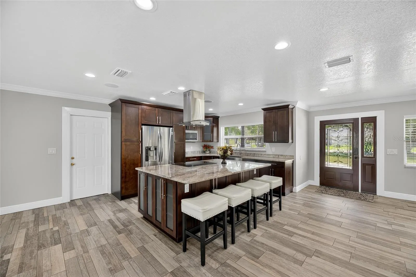 508 CLARISSA DR