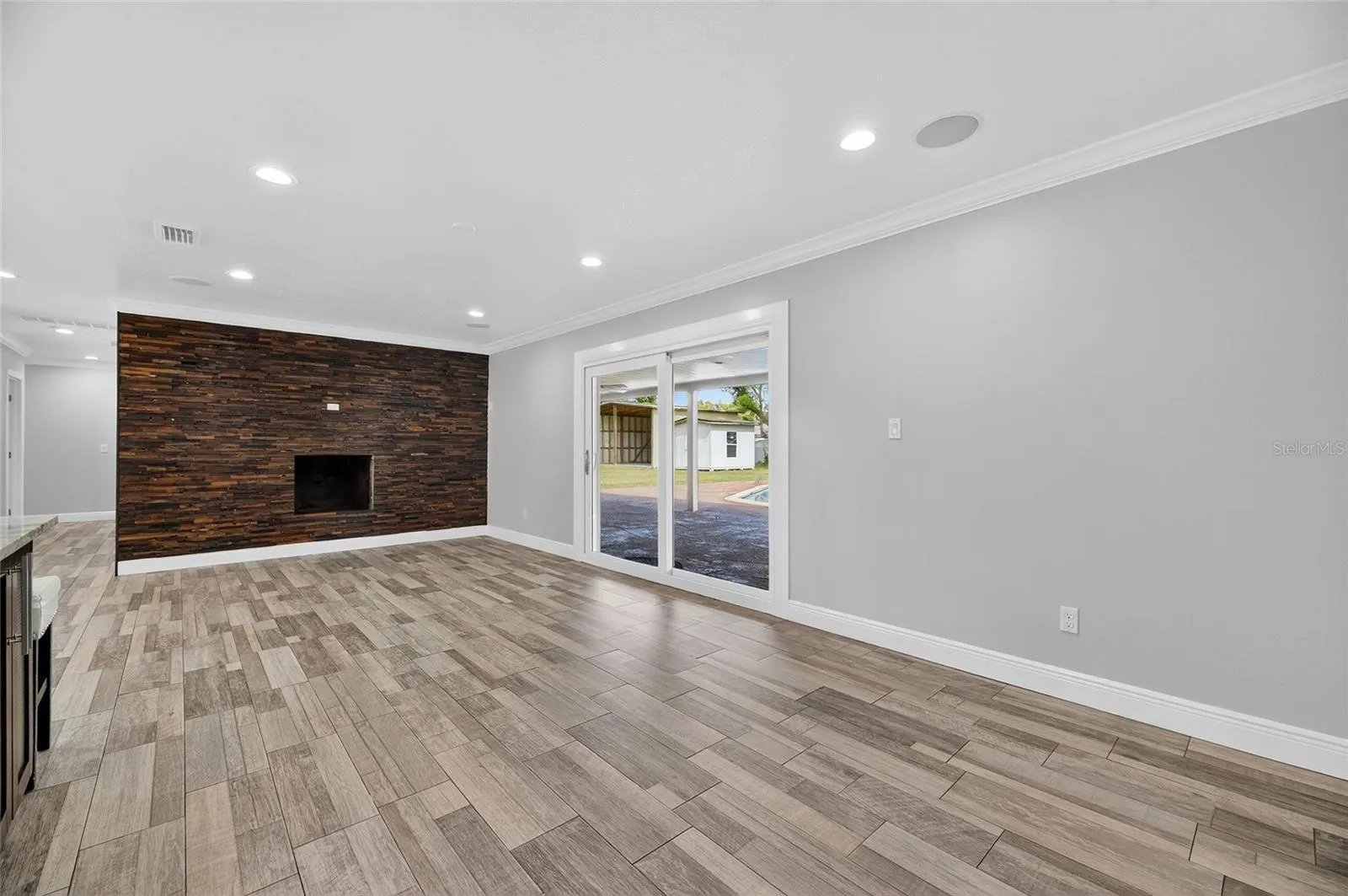 508 CLARISSA DR