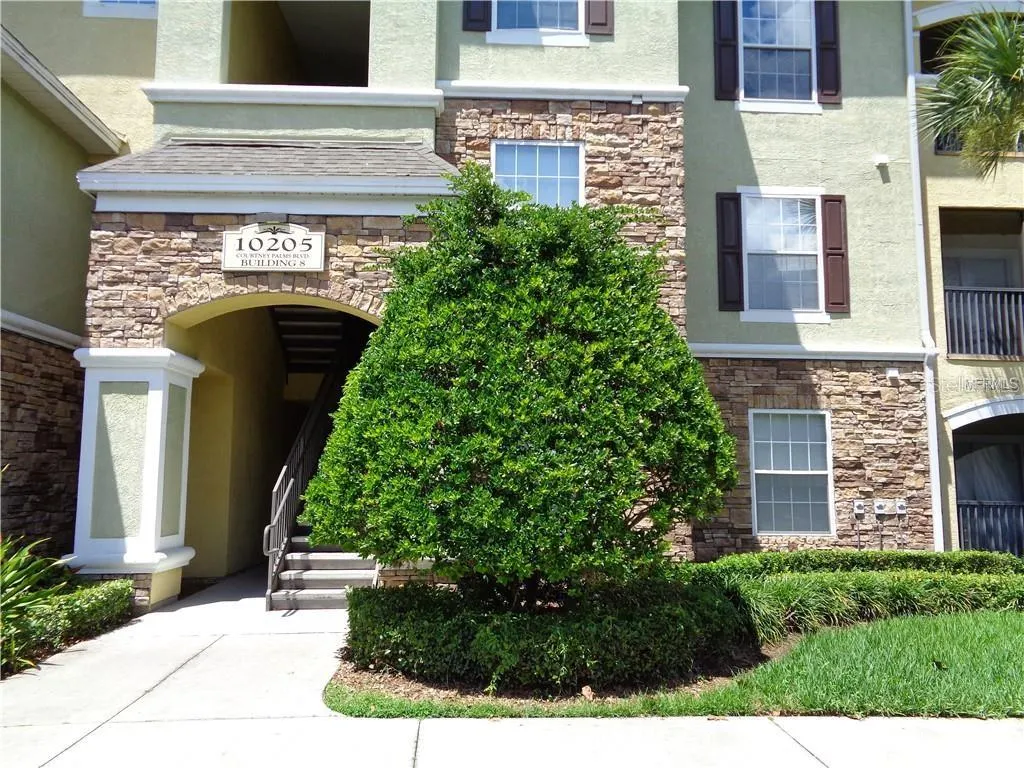 10205 COURTNEY PALMS BLVD #204, #204