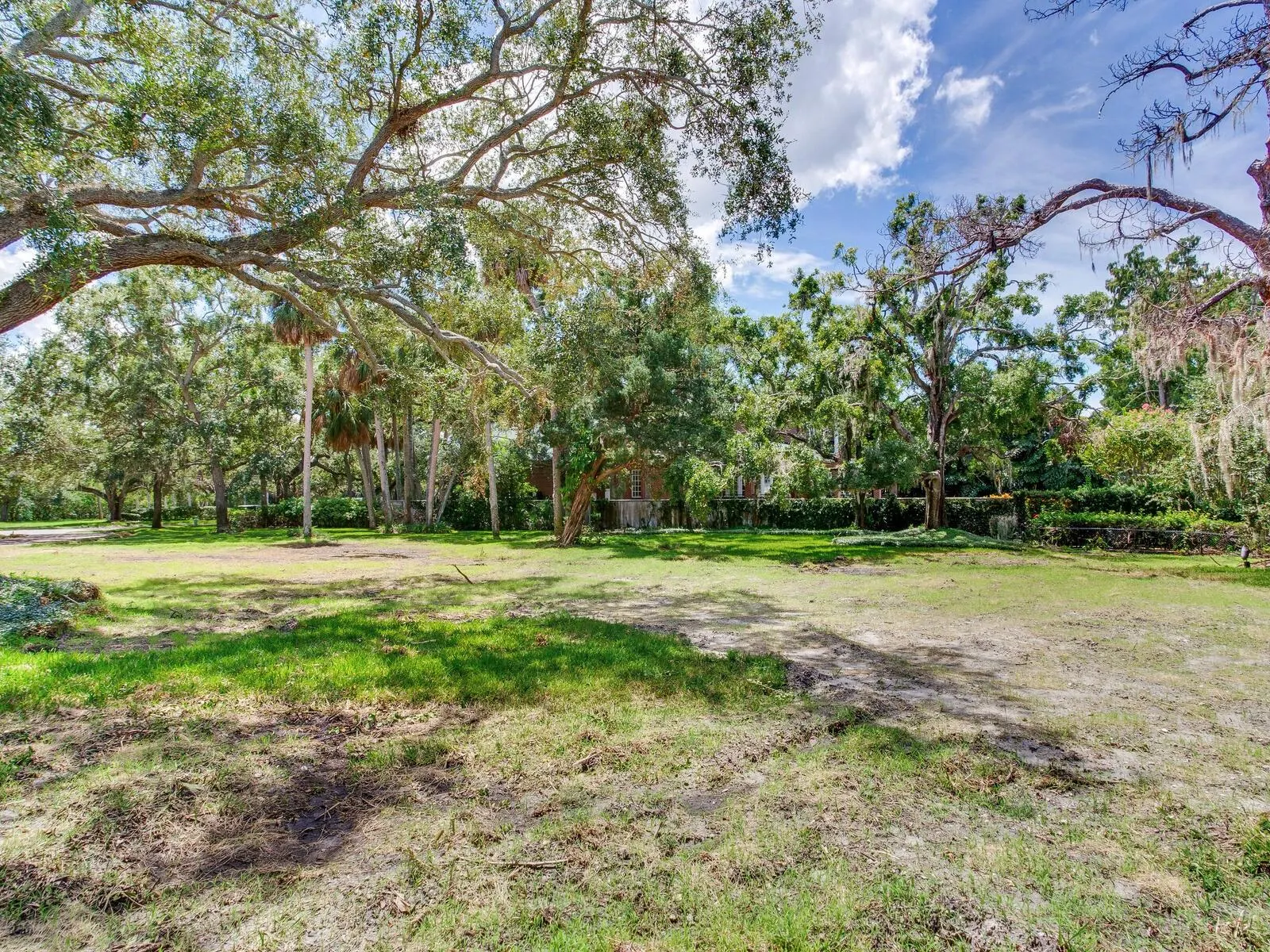 5001 S SHORE CREST CIR