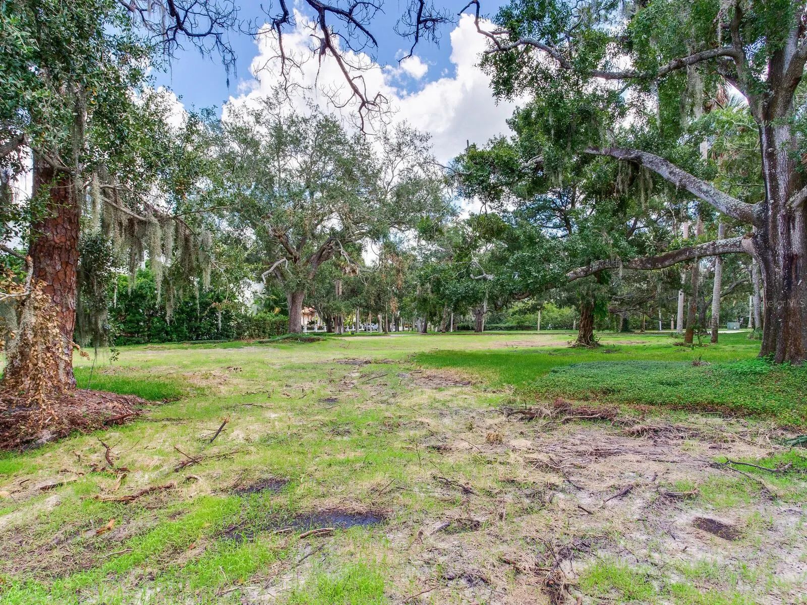 5001 S SHORE CREST CIR