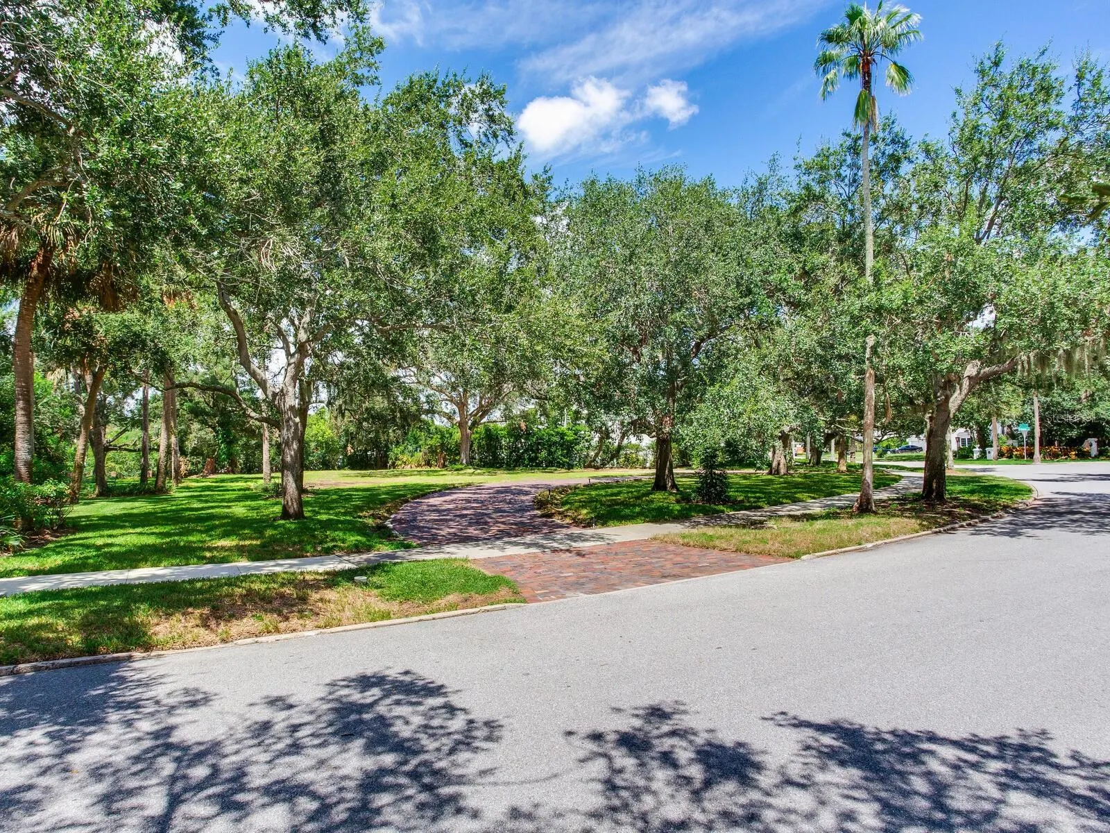 5001 S SHORE CREST CIR
