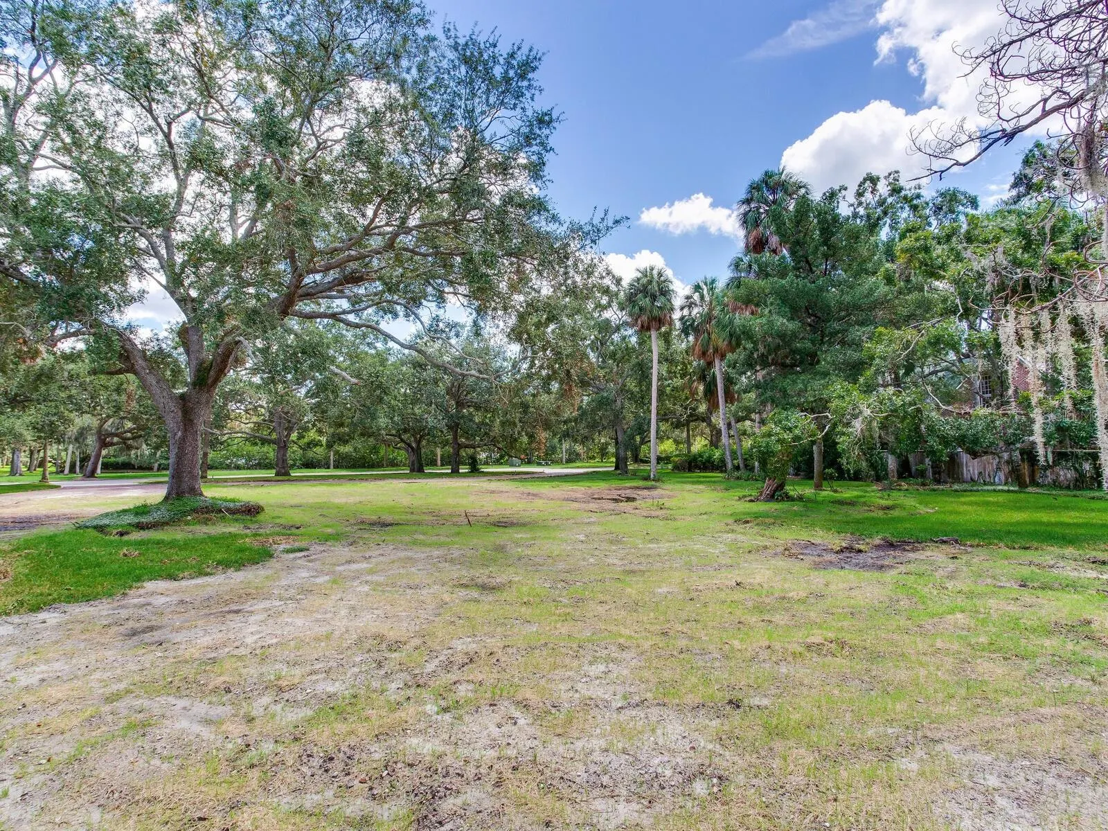 5001 S SHORE CREST CIR