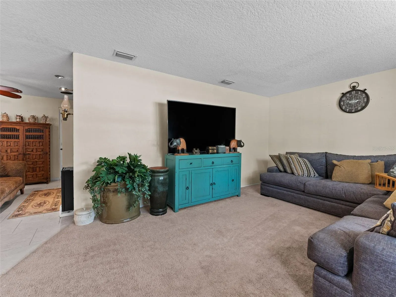 1436 WEXFORD DR N