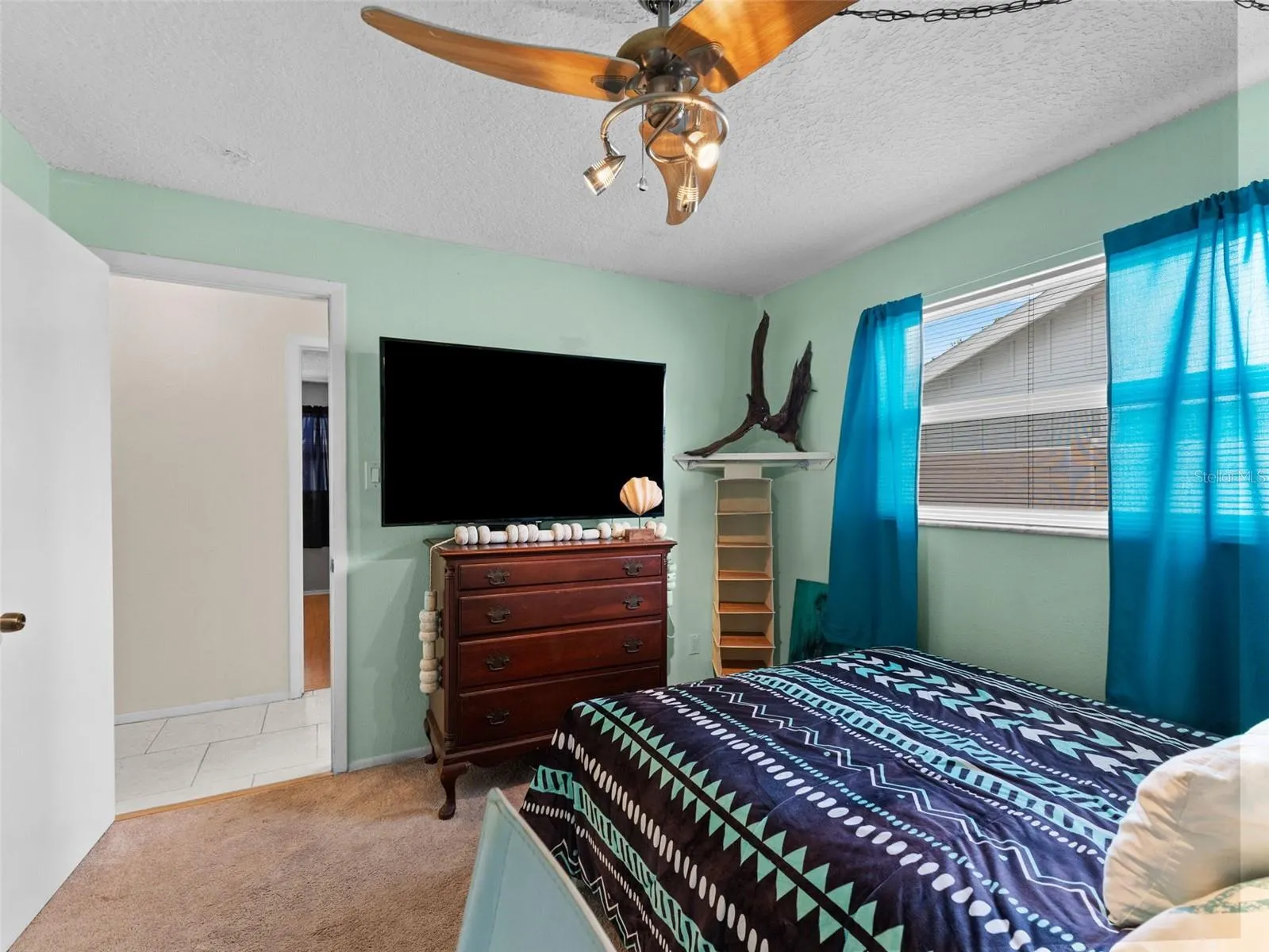 1436 WEXFORD DR N