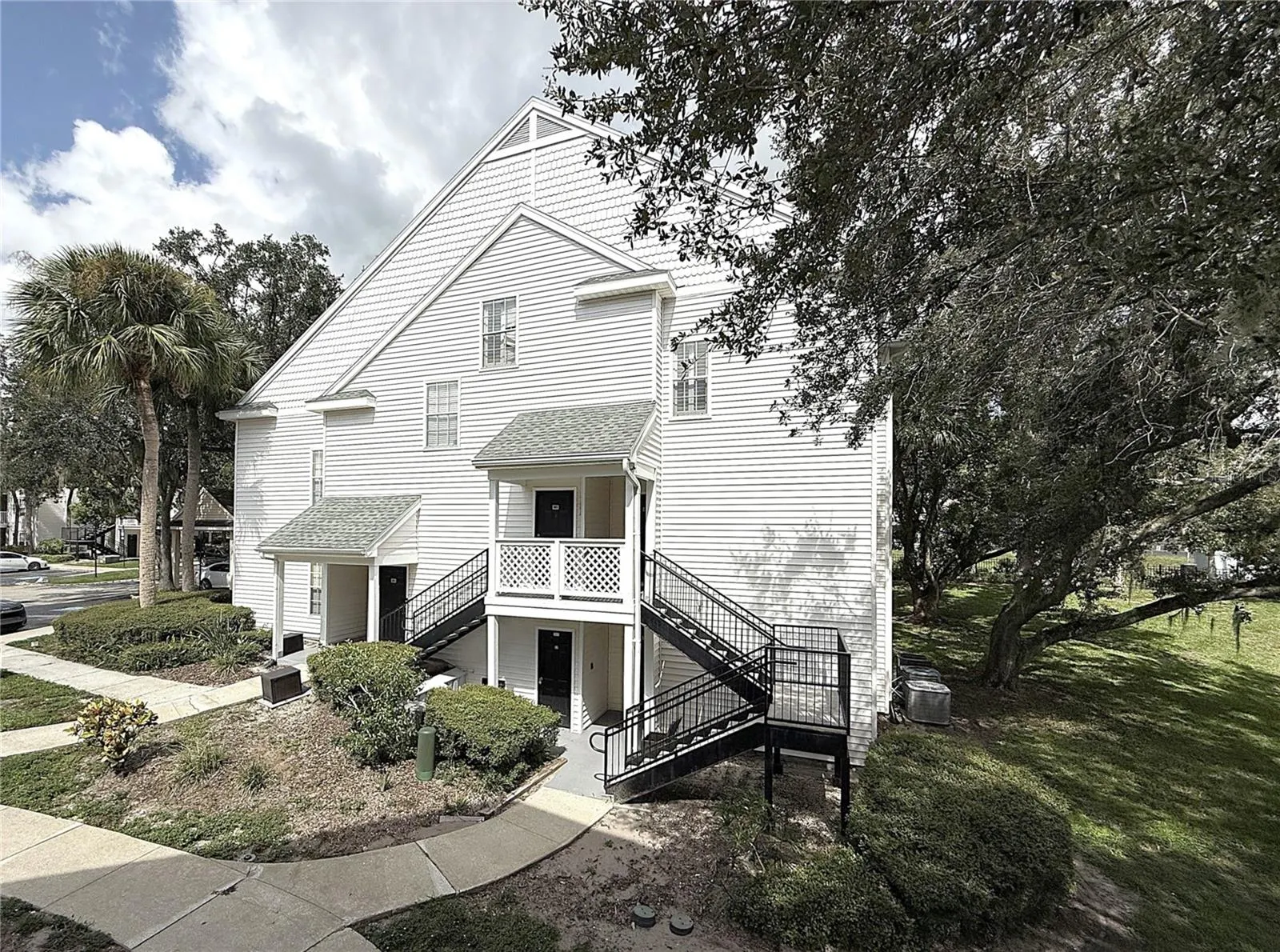 3261 HAVILAND CT #303, #303