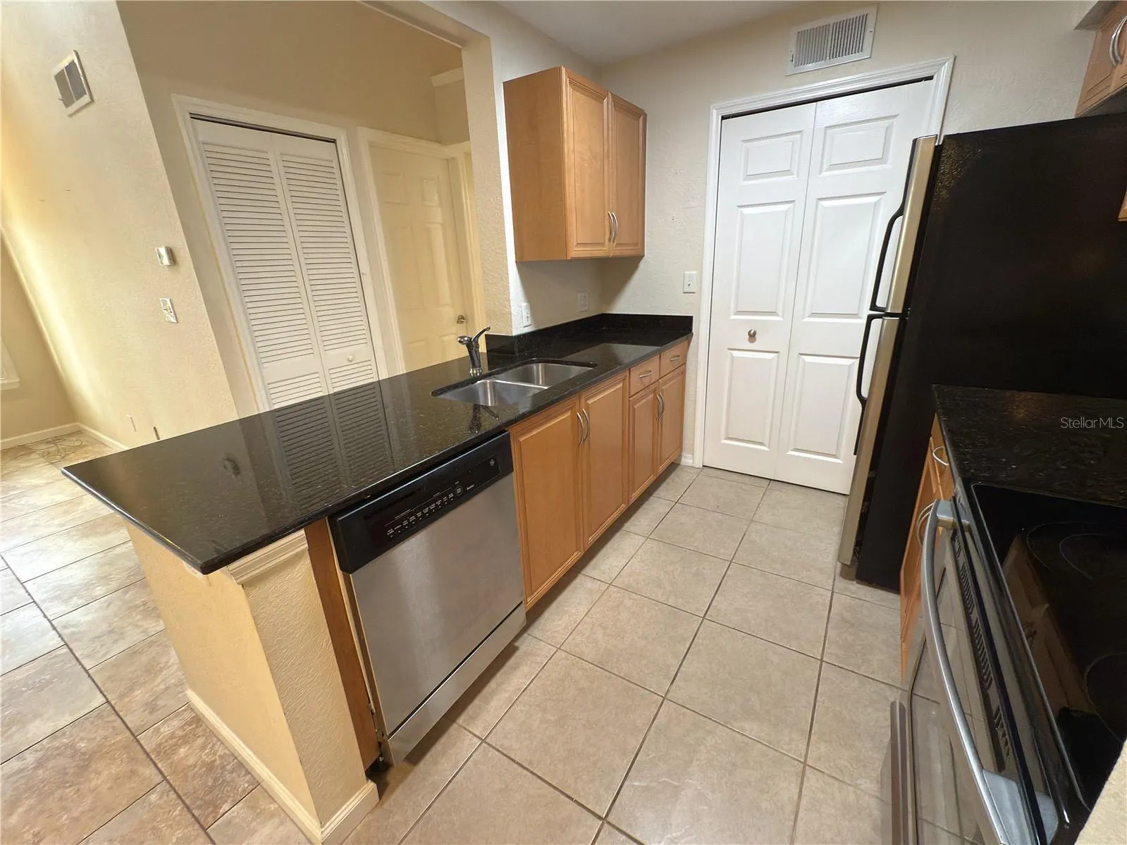 3261 HAVILAND CT #303, #303
