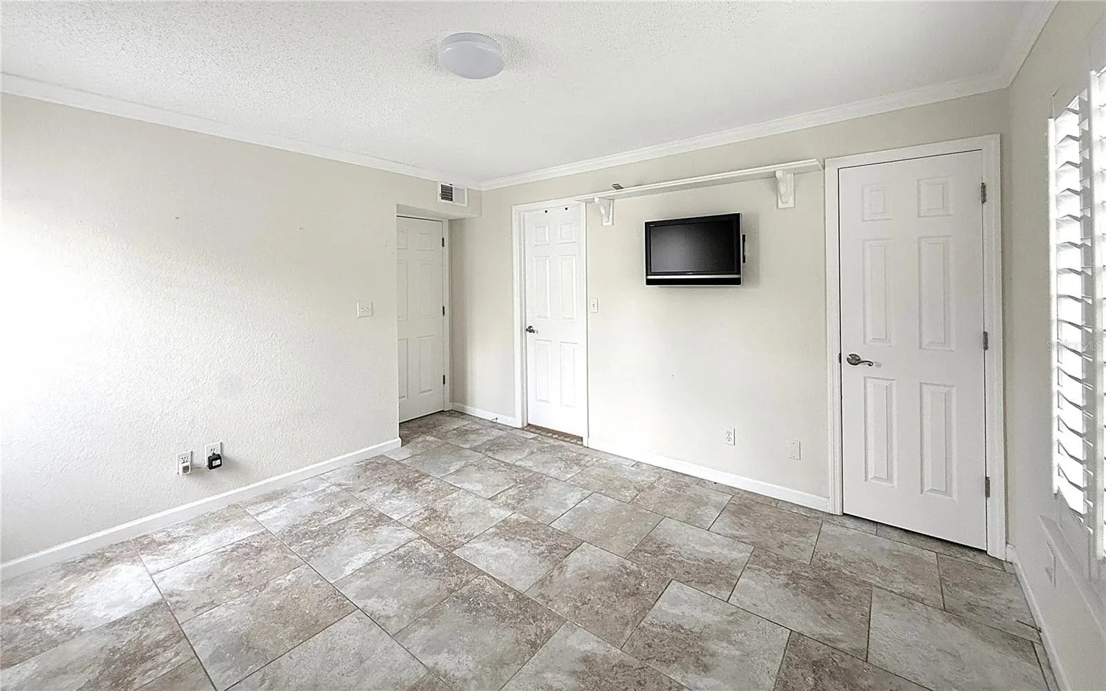 3261 HAVILAND CT #303, #303