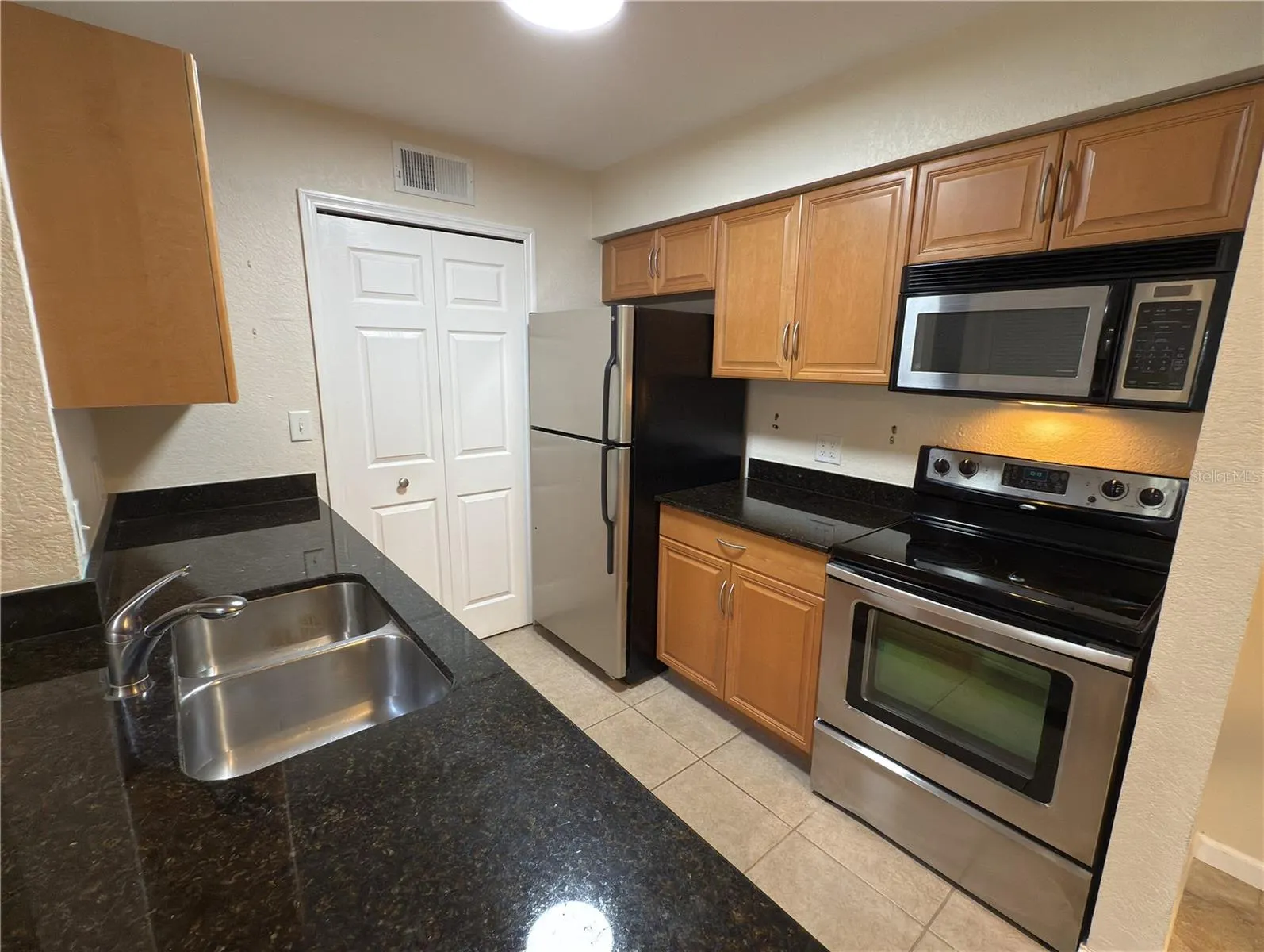 3261 HAVILAND CT #303, #303