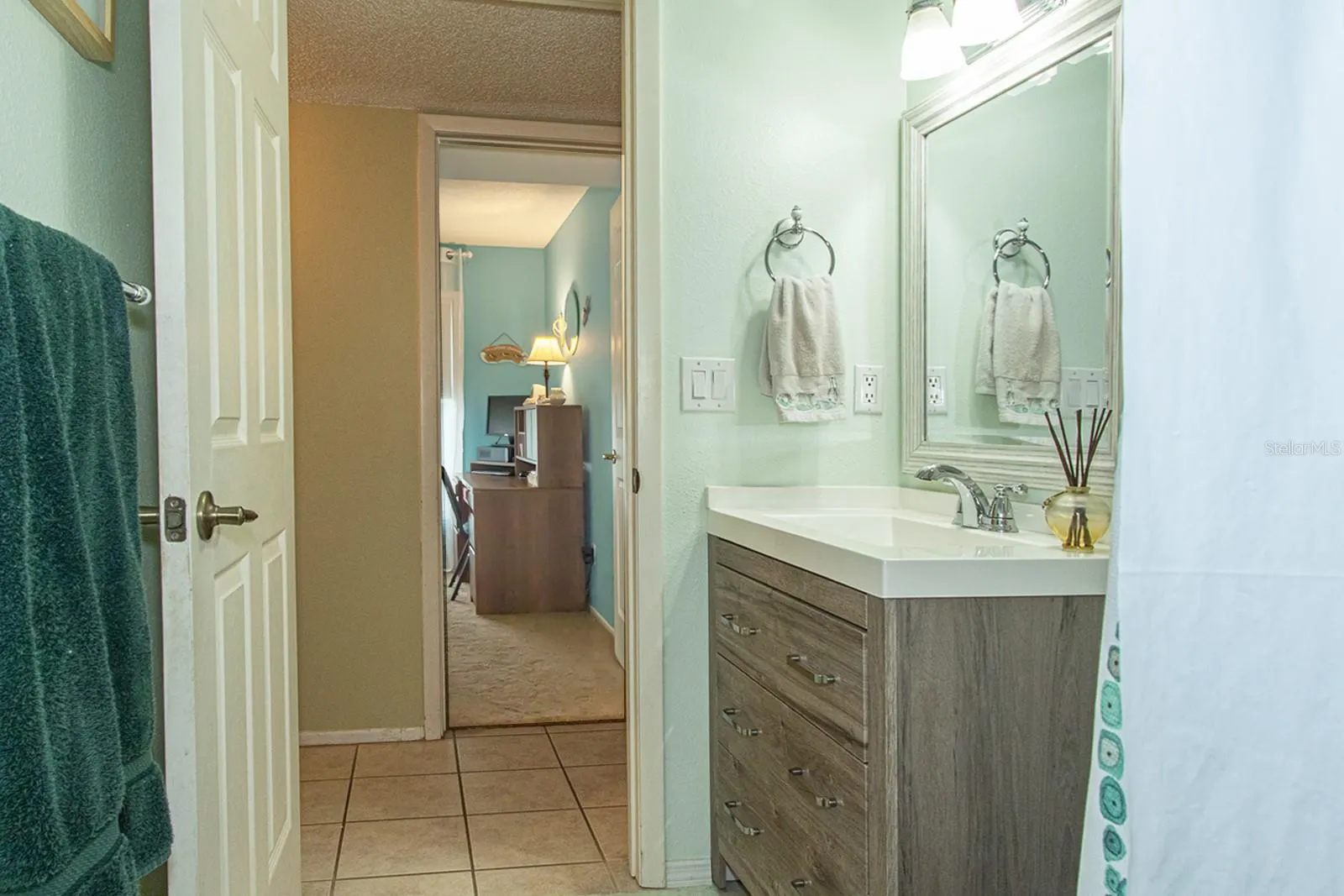 3020 BONAVENTURE CIR #204, #204