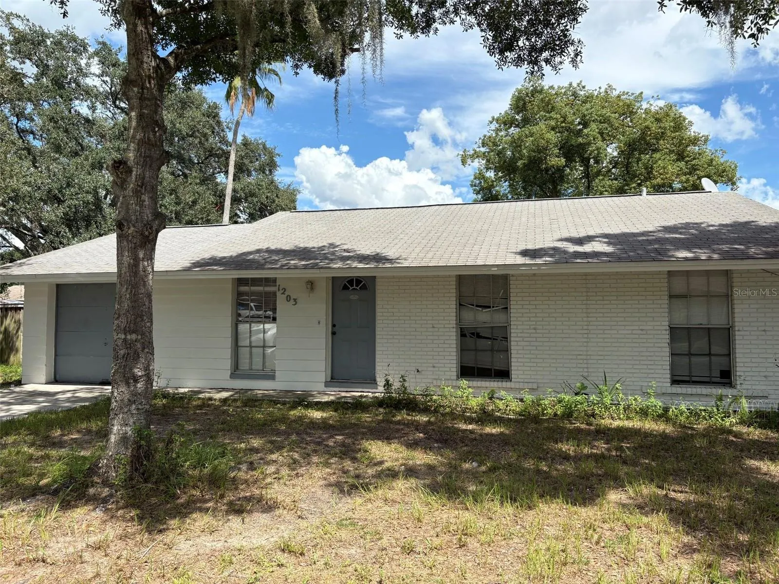 1203 WINDY RIDGE DR