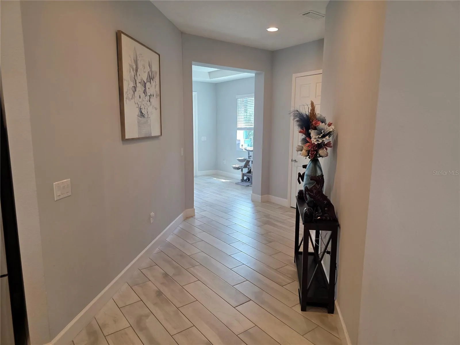 6123 VOYAGERS PL