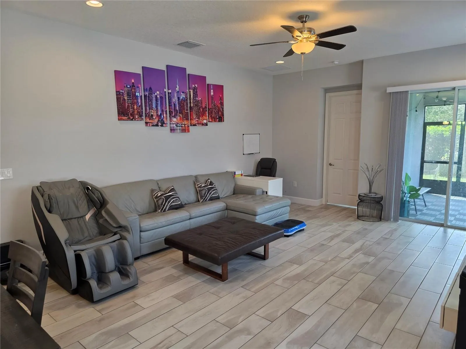 6123 VOYAGERS PL