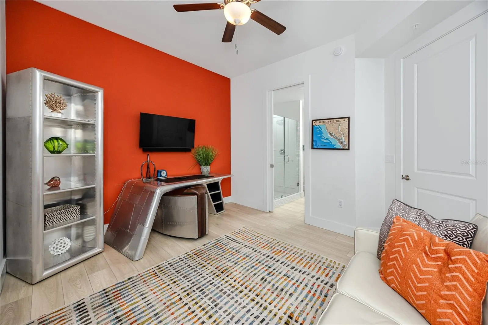 300 150TH AVE #305, #305