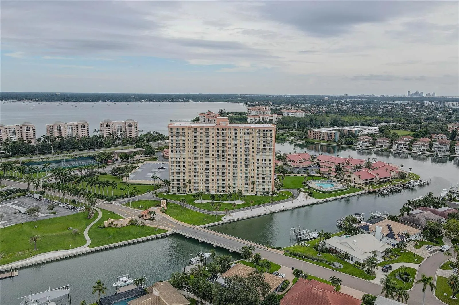 4900 BRITTANY DR S #1409, #1409